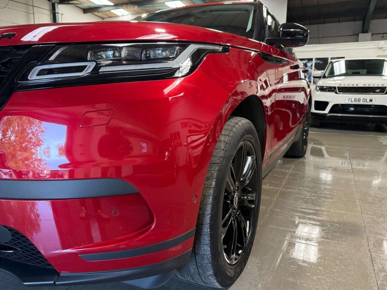 2020 LAND ROVER RANGE ROVER VELAR 2020 LAND ROVER RANGE ROVER VELAR