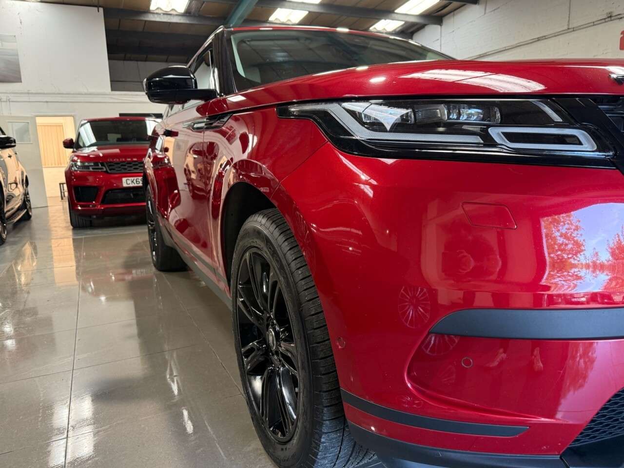 2020 LAND ROVER RANGE ROVER VELAR 2020 LAND ROVER RANGE ROVER VELAR