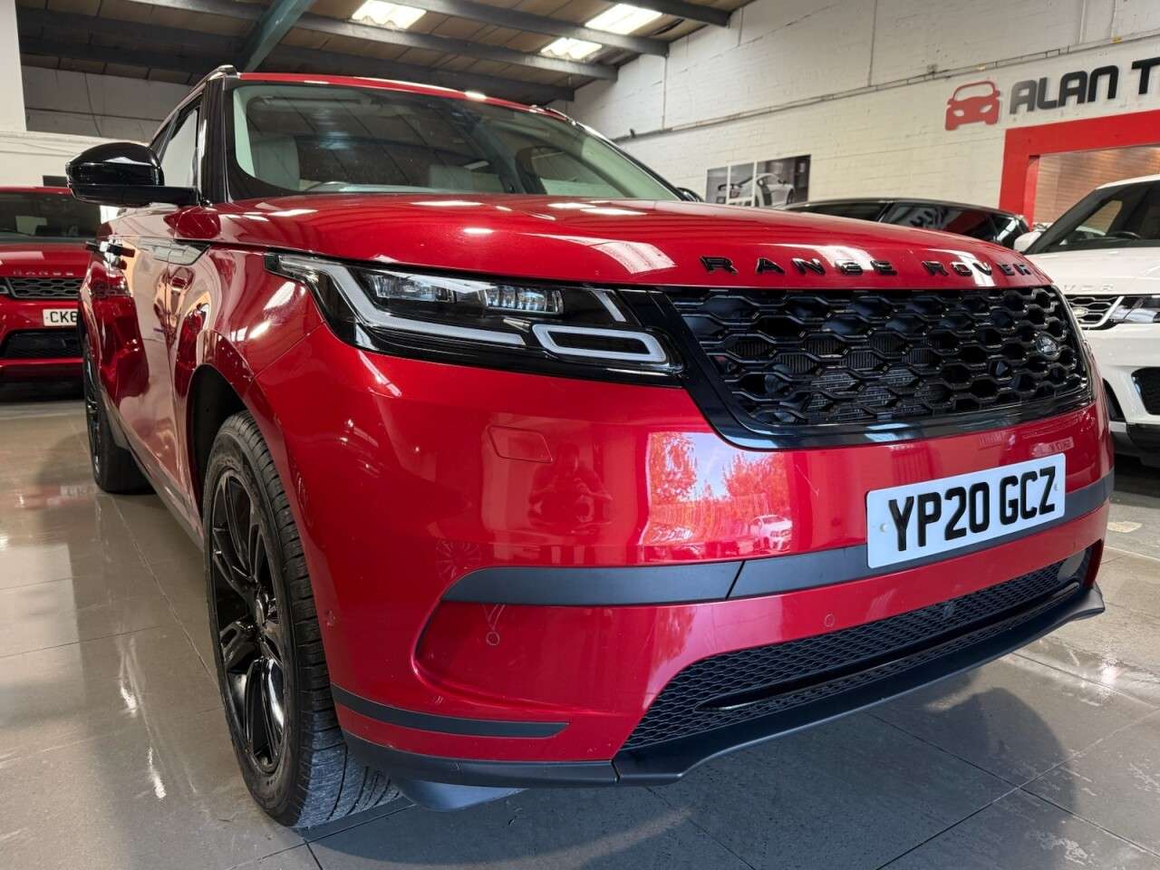 2020 LAND ROVER RANGE ROVER VELAR 2020 LAND ROVER RANGE ROVER VELAR
