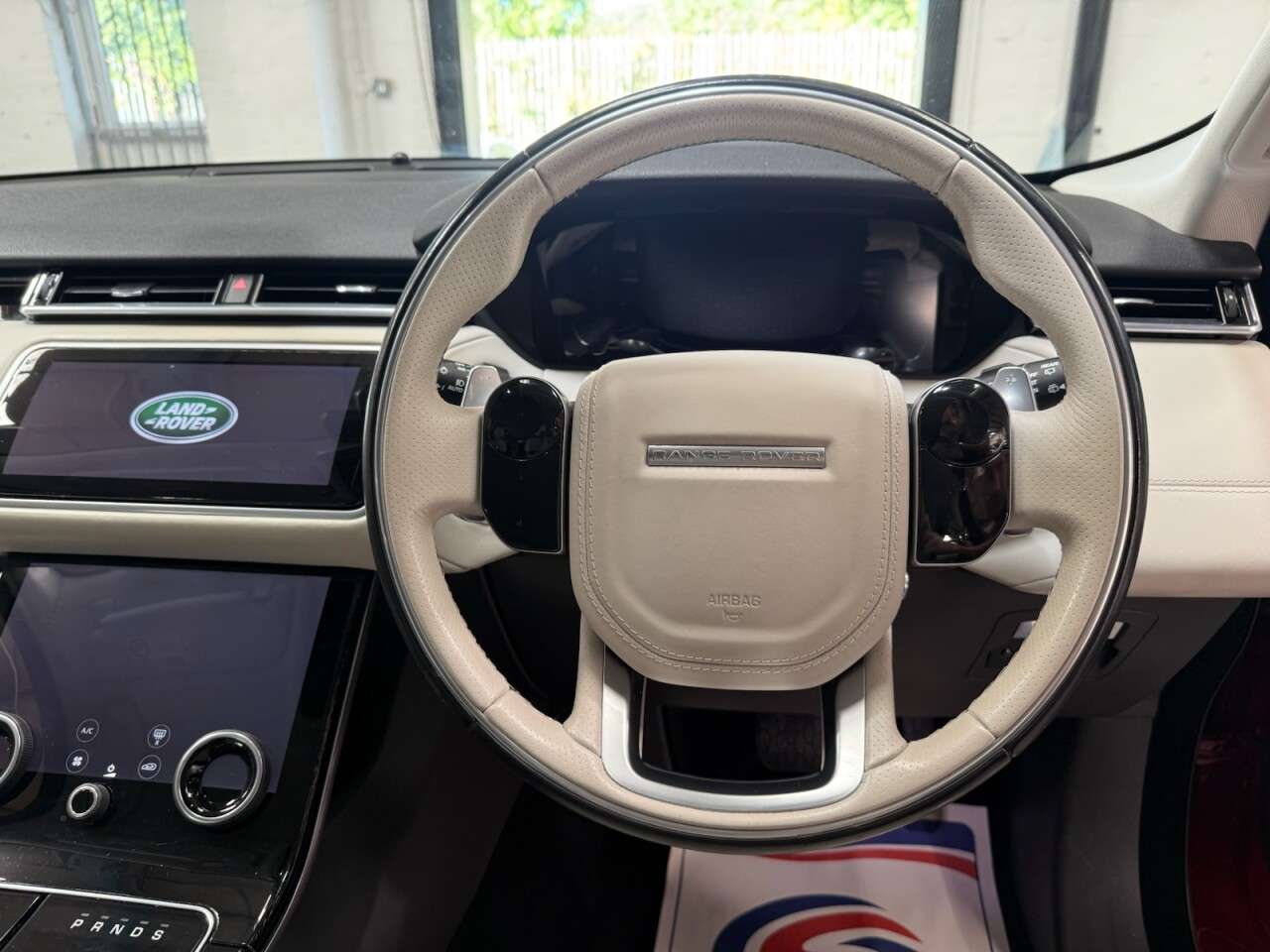 2020 LAND ROVER RANGE ROVER VELAR 2020 LAND ROVER RANGE ROVER VELAR