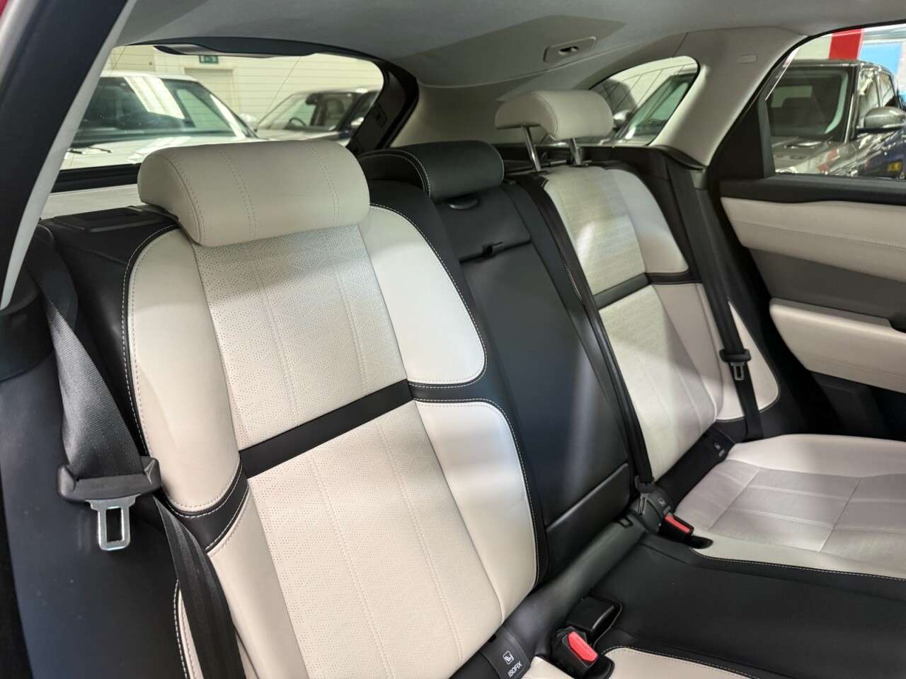 2020 LAND ROVER RANGE ROVER VELAR 2020 LAND ROVER RANGE ROVER VELAR