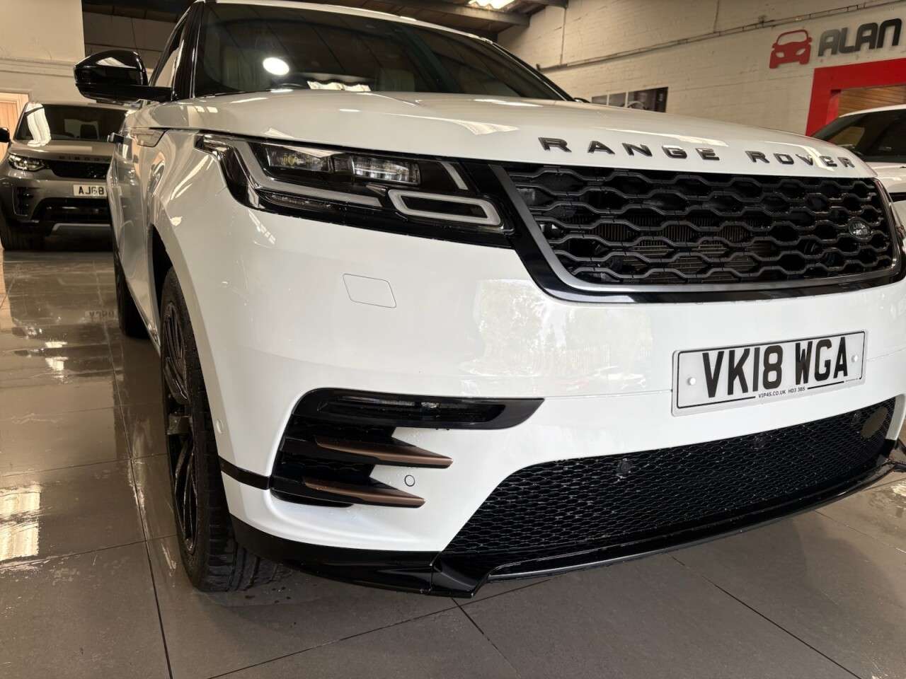 2018 LAND ROVER RANGE ROVER VELAR 2018 LAND ROVER RANGE ROVER VELAR