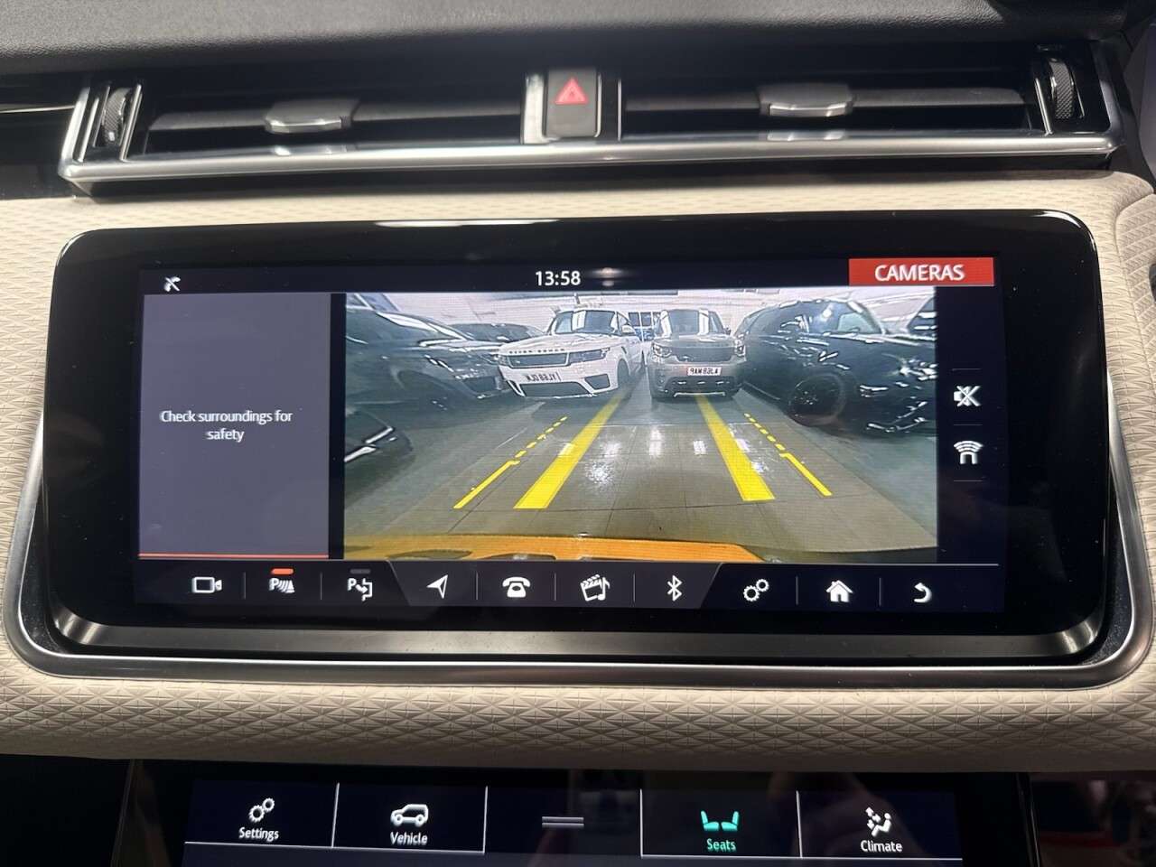 2019 LAND ROVER RANGE ROVER VELAR 2019 LAND ROVER RANGE ROVER VELAR