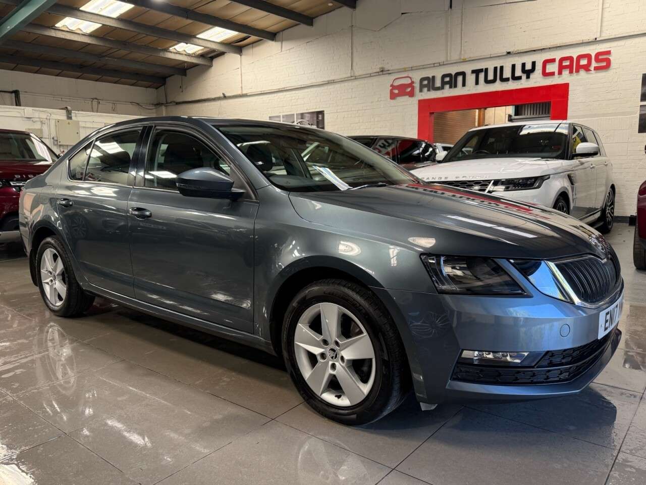 A 2017 SKODA OCTAVIA 1.4 TSI SE Hatchback 5dr Petrol Manual Euro 6 (s/s) (150 ps) A 2017 SKODA OCTAVIA 1.4 TSI SE Hatchback 5dr Petrol Manual Euro 6 (s/s) (150 ps)