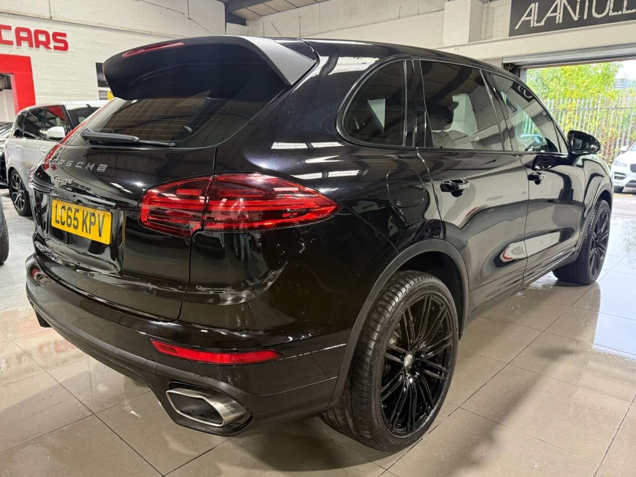 2015 PORSCHE CAYENNE 2015 PORSCHE CAYENNE
