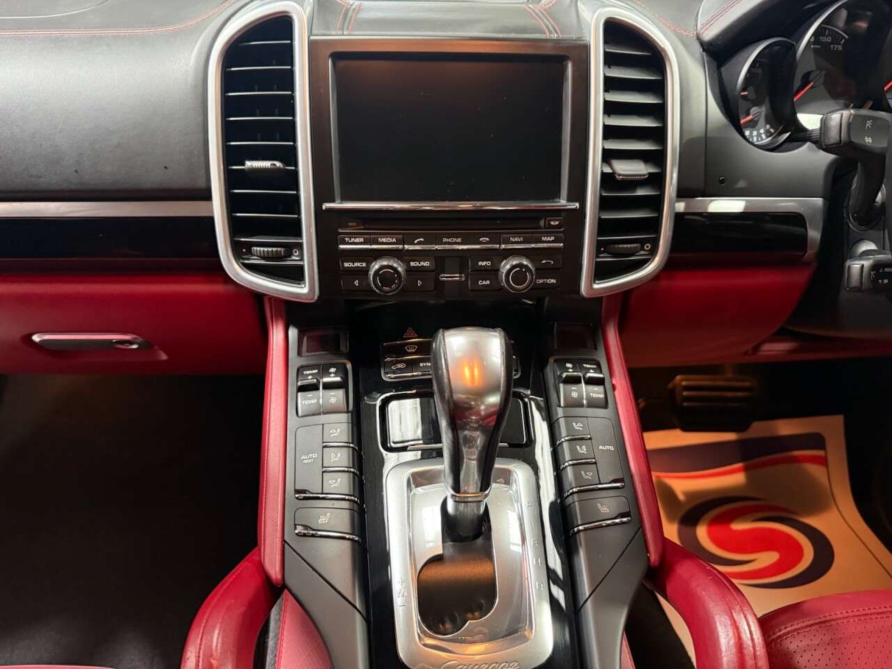 2015 PORSCHE CAYENNE 2015 PORSCHE CAYENNE