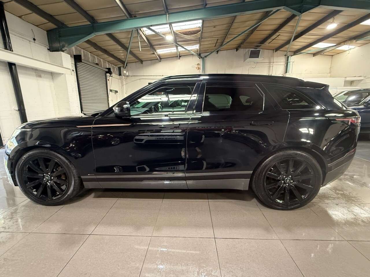 2019 LAND ROVER RANGE ROVER VELAR 2019 LAND ROVER RANGE ROVER VELAR