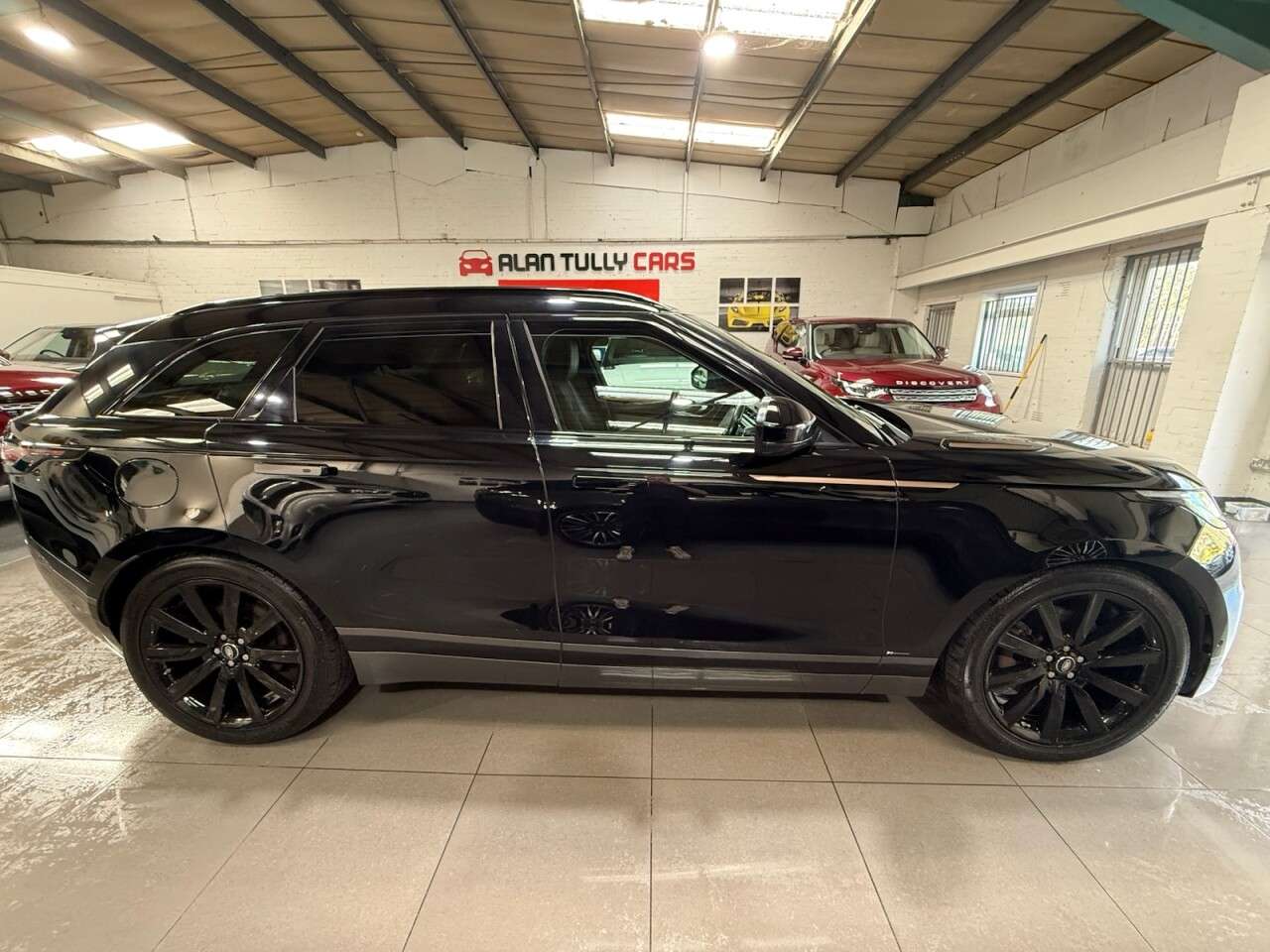 2019 LAND ROVER RANGE ROVER VELAR 2019 LAND ROVER RANGE ROVER VELAR