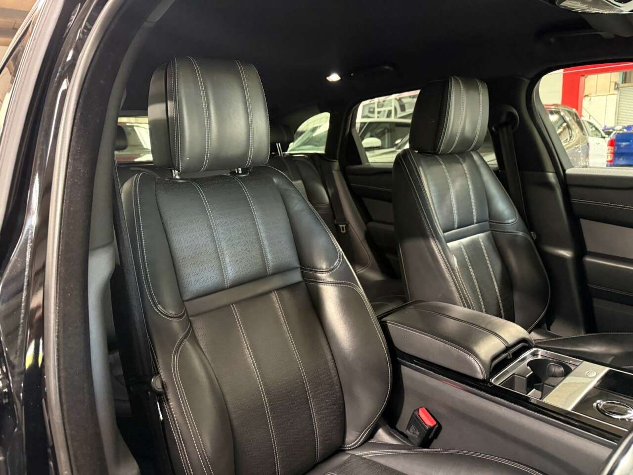 2019 LAND ROVER RANGE ROVER VELAR 2019 LAND ROVER RANGE ROVER VELAR