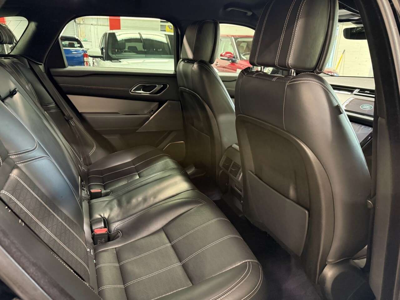 2019 LAND ROVER RANGE ROVER VELAR 2019 LAND ROVER RANGE ROVER VELAR