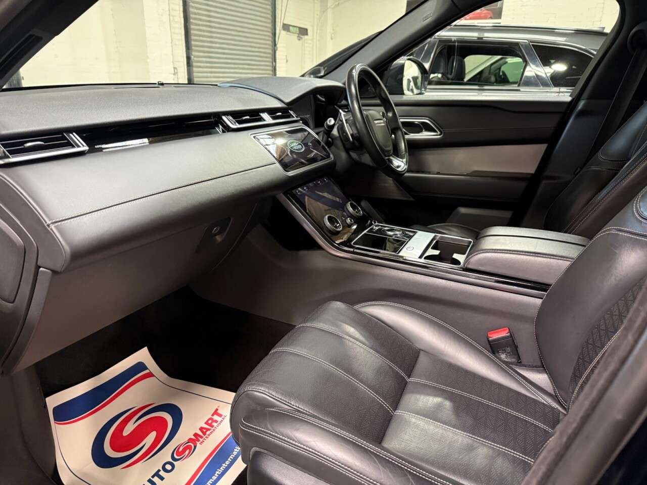 2019 LAND ROVER RANGE ROVER VELAR 2019 LAND ROVER RANGE ROVER VELAR