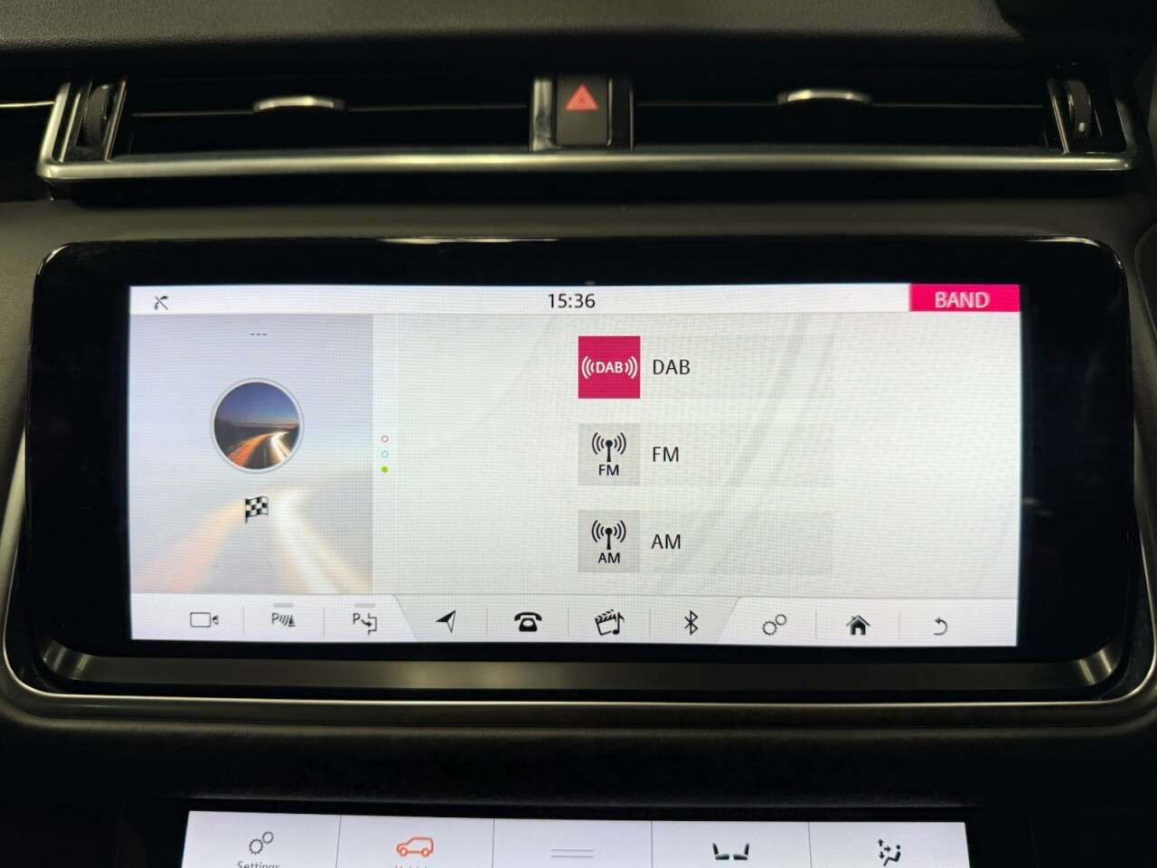 2019 LAND ROVER RANGE ROVER VELAR 2019 LAND ROVER RANGE ROVER VELAR