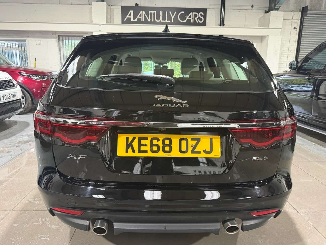 A 2018 JAGUAR XF 2.0i Portfolio GPF Sportbrake 5dr Petrol Auto Euro 6 (s/s) (250 ps) A 2018 JAGUAR XF 2.0i Portfolio GPF Sportbrake 5dr Petrol Auto Euro 6 (s/s) (250 ps)