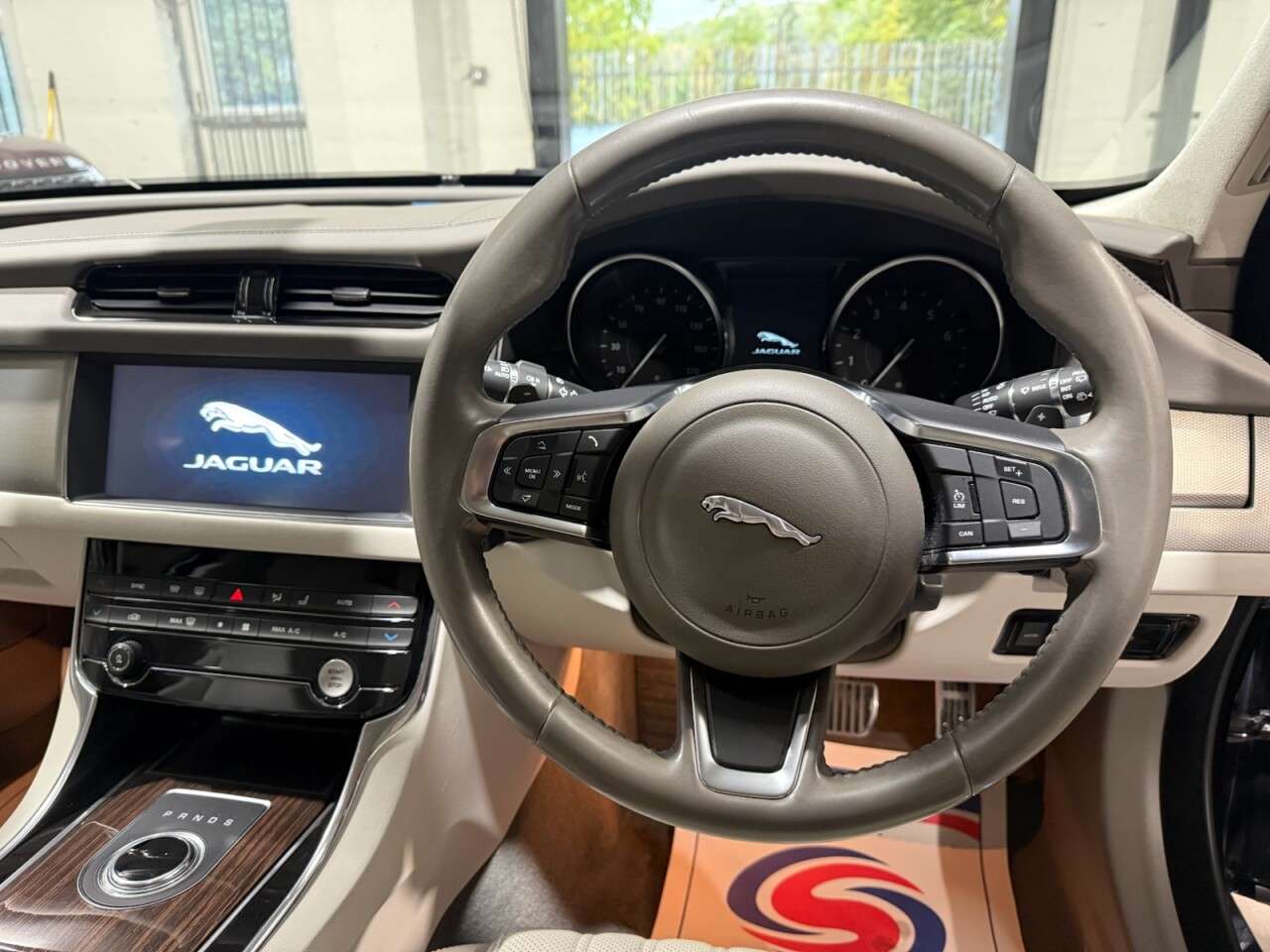2018 JAGUAR XF 2018 JAGUAR XF