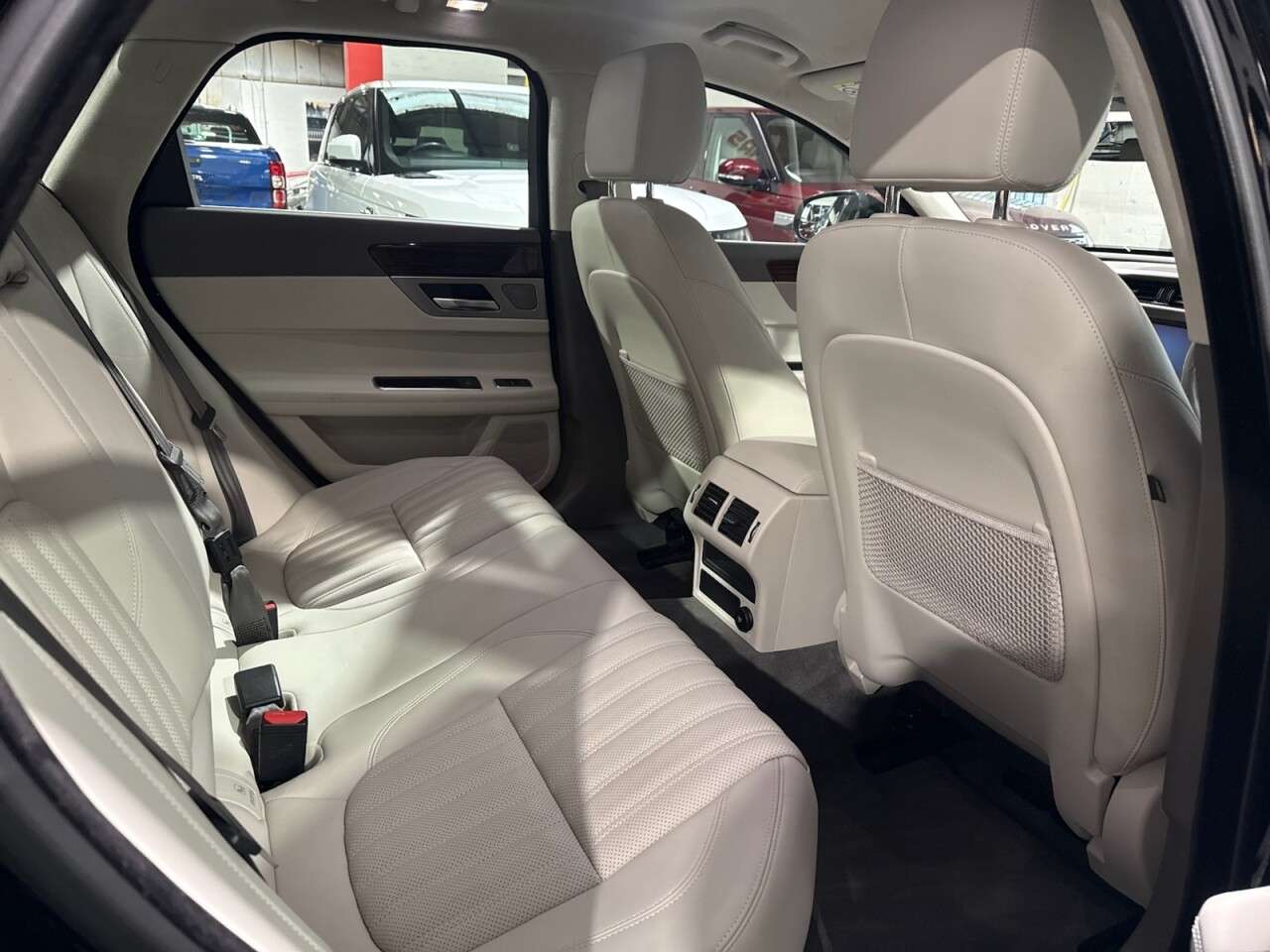 2018 JAGUAR XF 2018 JAGUAR XF