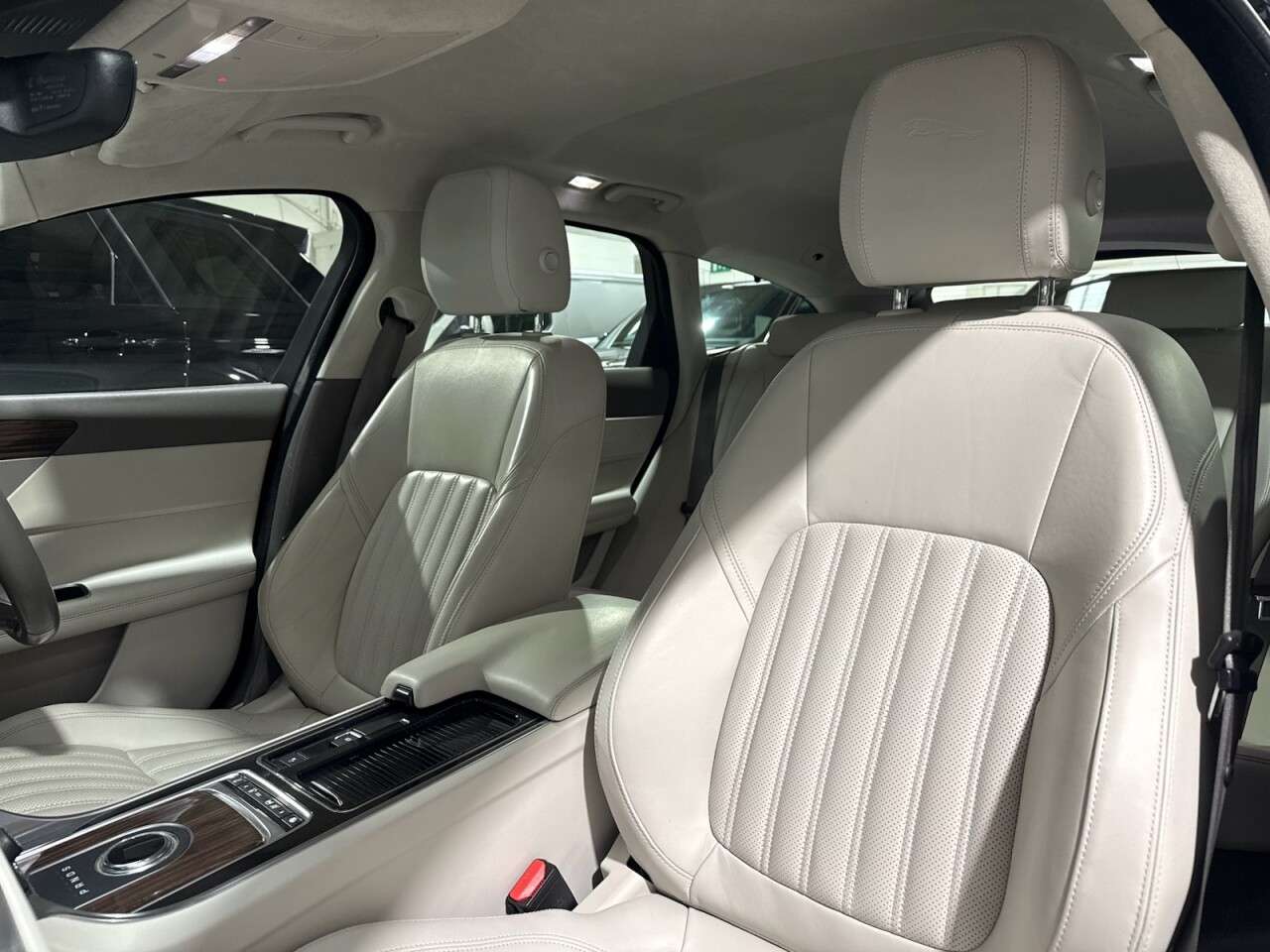 2018 JAGUAR XF 2018 JAGUAR XF