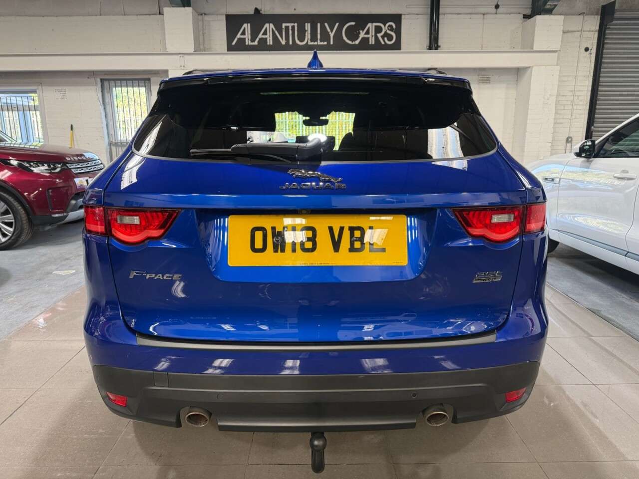 A 2018 JAGUAR F-PACE 2.0 P250i R-Sport SUV 5dr Petrol Auto AWD Euro 6 (s/s) (250 ps) FULL JAGUAR A 2018 JAGUAR F-PACE 2.0 P250i R-Sport SUV 5dr Petrol Auto AWD Euro 6 (s/s) (250 ps) FULL JAGUAR
