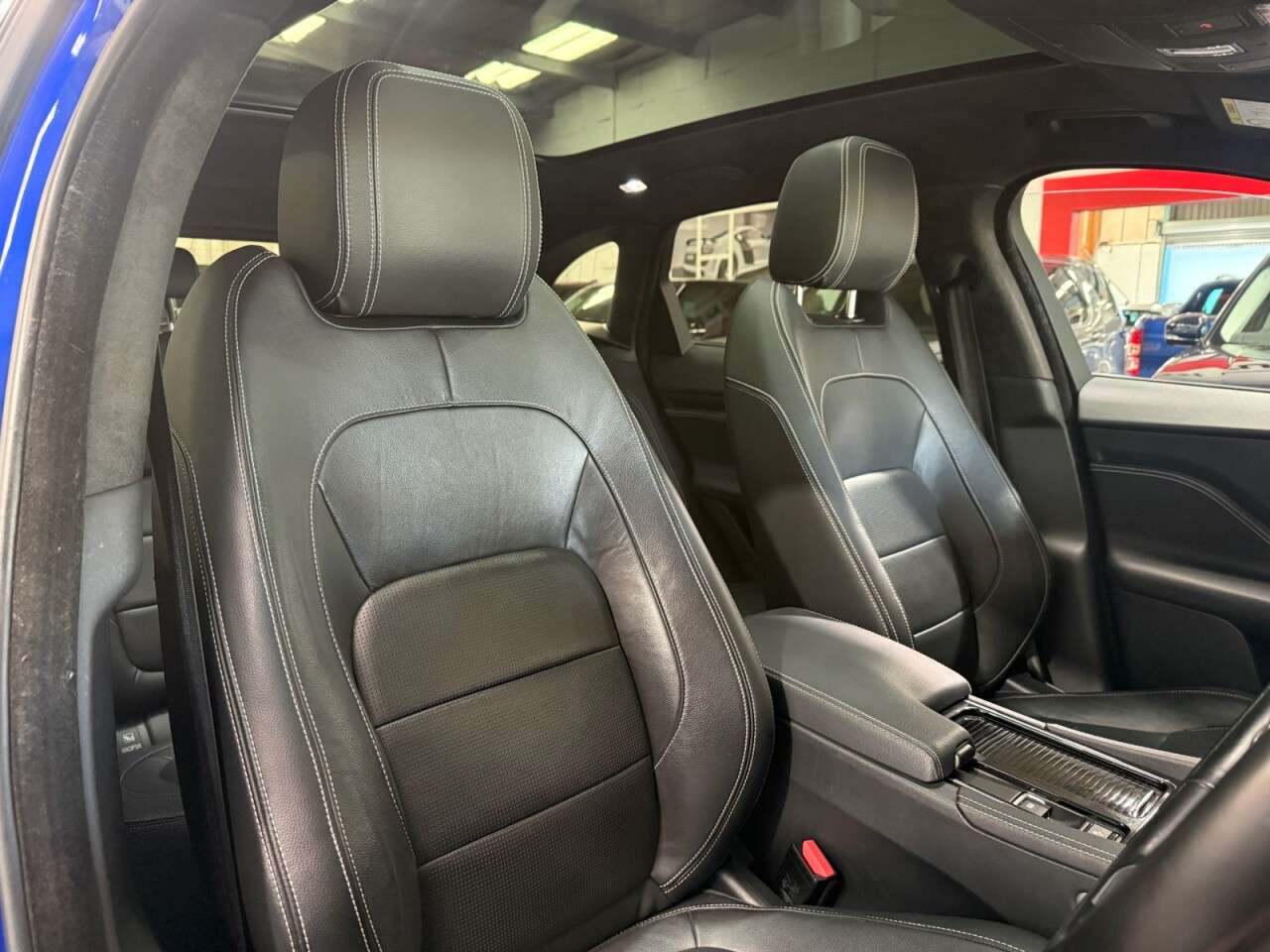 2018 JAGUAR F-PACE 2018 JAGUAR F-PACE