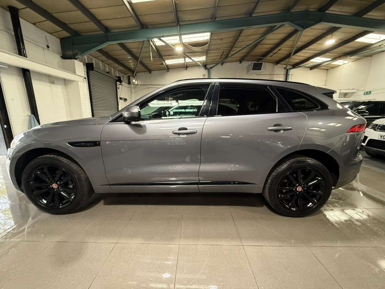 2020 JAGUAR F-PACE 2020 JAGUAR F-PACE