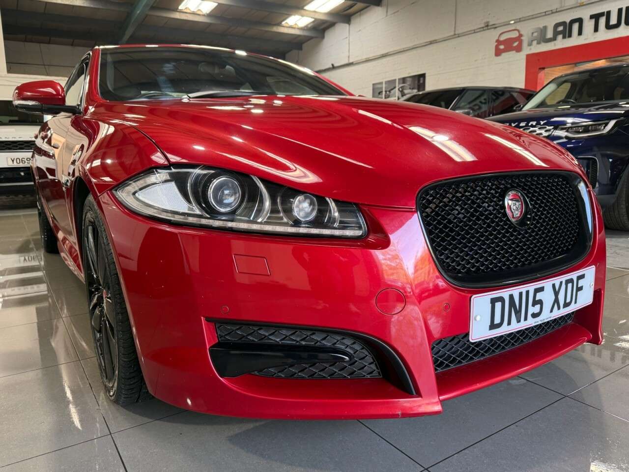 2015 JAGUAR XF 2015 JAGUAR XF