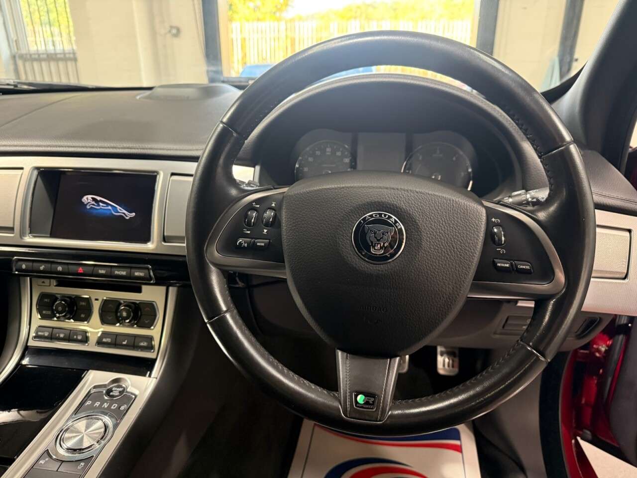 2015 JAGUAR XF 2015 JAGUAR XF