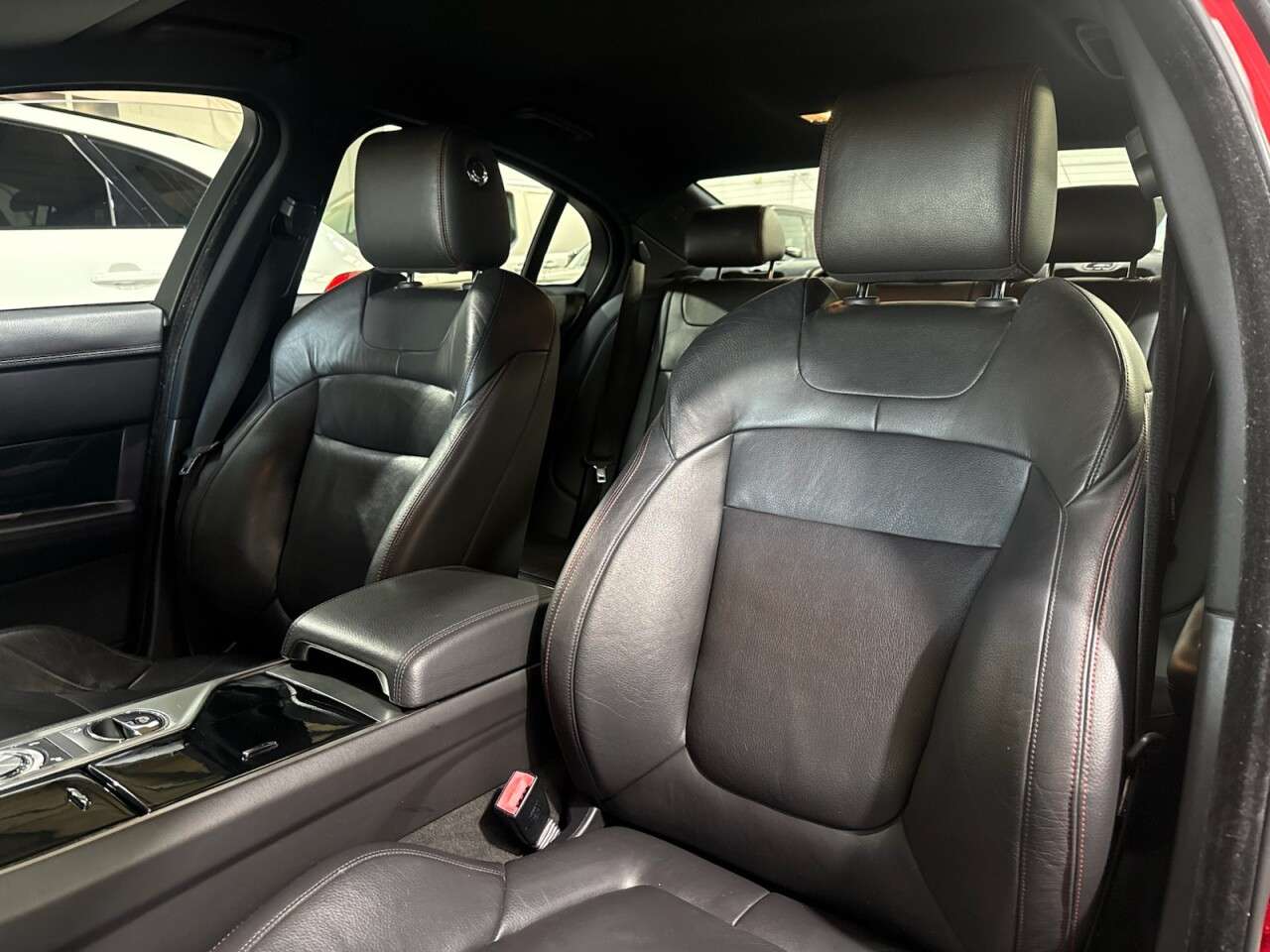 2015 JAGUAR XF 2015 JAGUAR XF