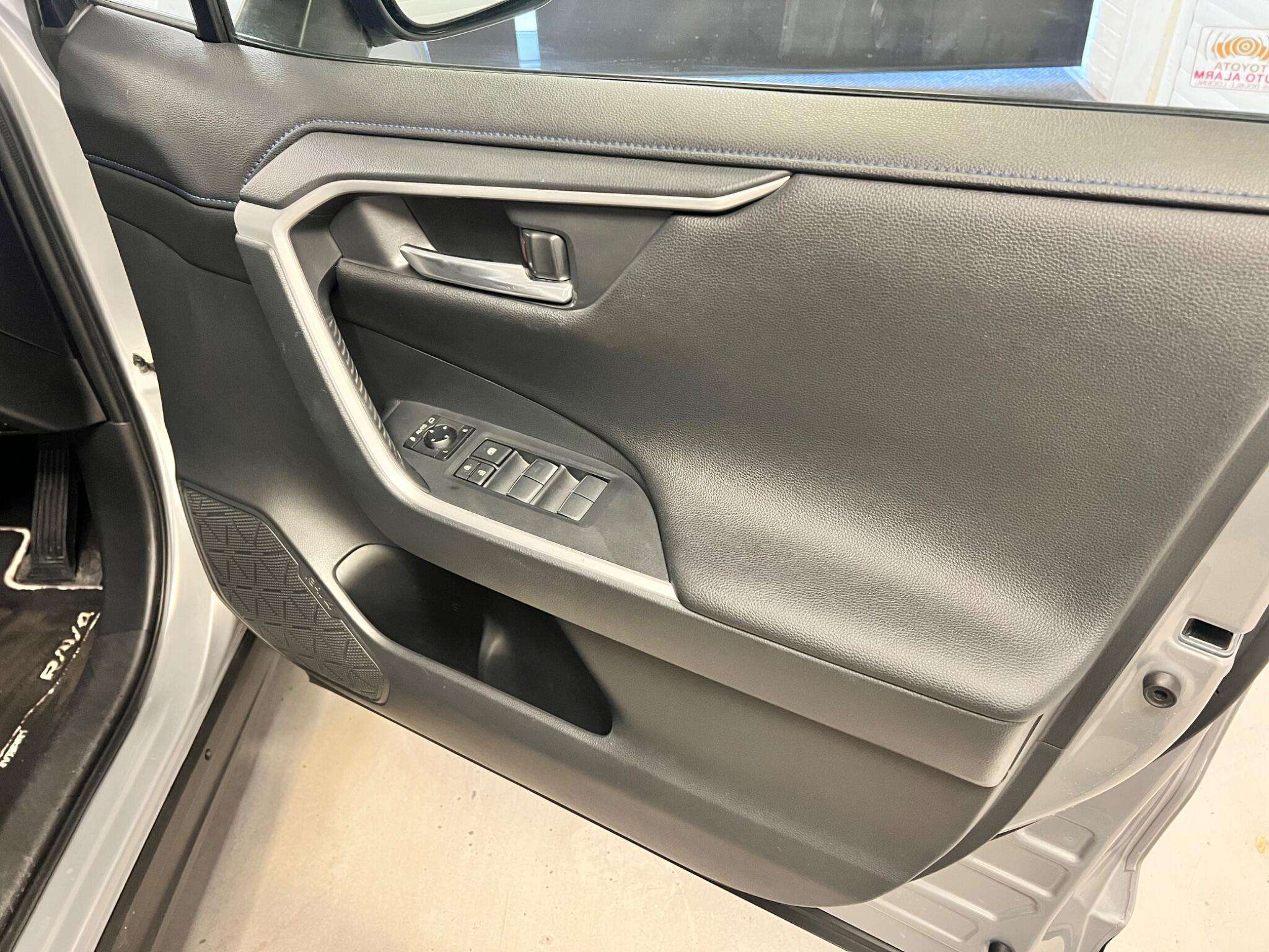 2019 TOYOTA RAV4 2019 TOYOTA RAV4