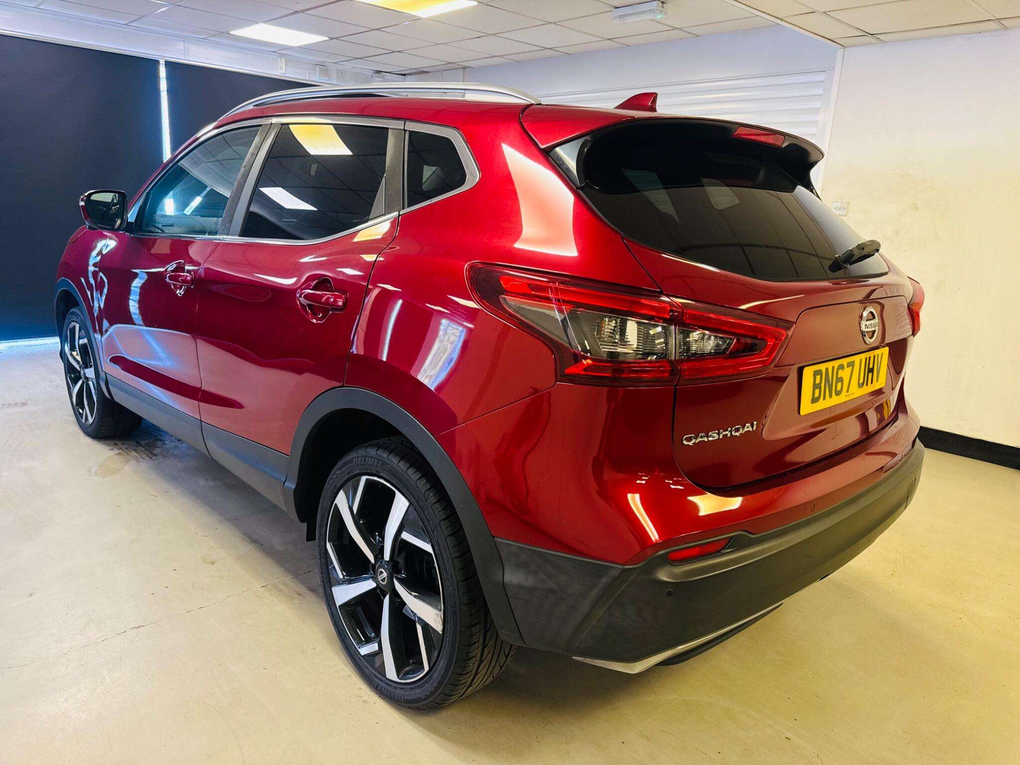 A 2017 NISSAN QASHQAI 1.2 DIG-T Tekna Euro 6 (s/s) 5dr A 2017 NISSAN QASHQAI 1.2 DIG-T Tekna Euro 6 (s/s) 5dr