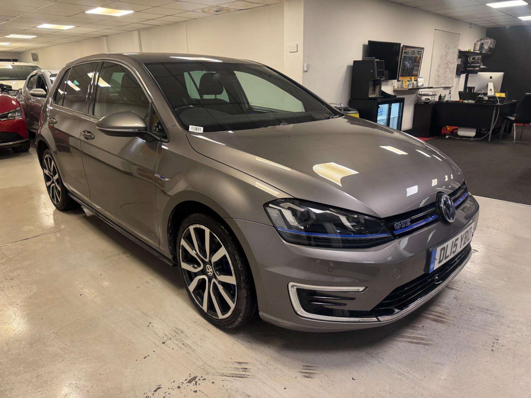 2015 VOLKSWAGEN GOLF 2015 VOLKSWAGEN GOLF