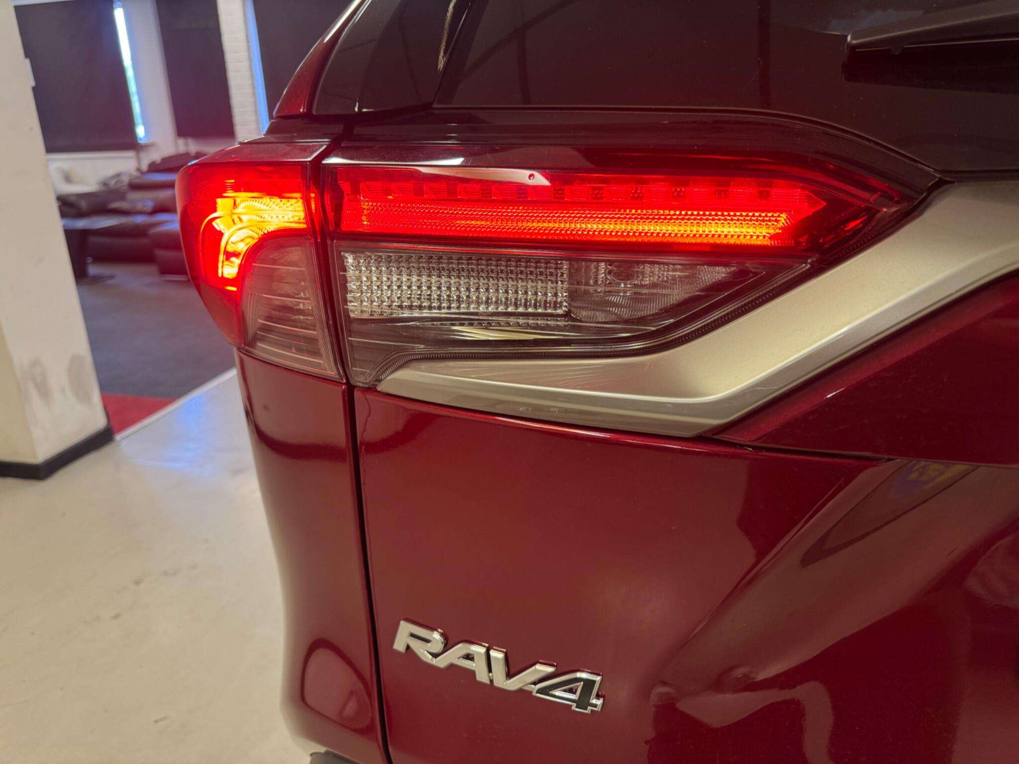 2019 TOYOTA RAV4 2019 TOYOTA RAV4