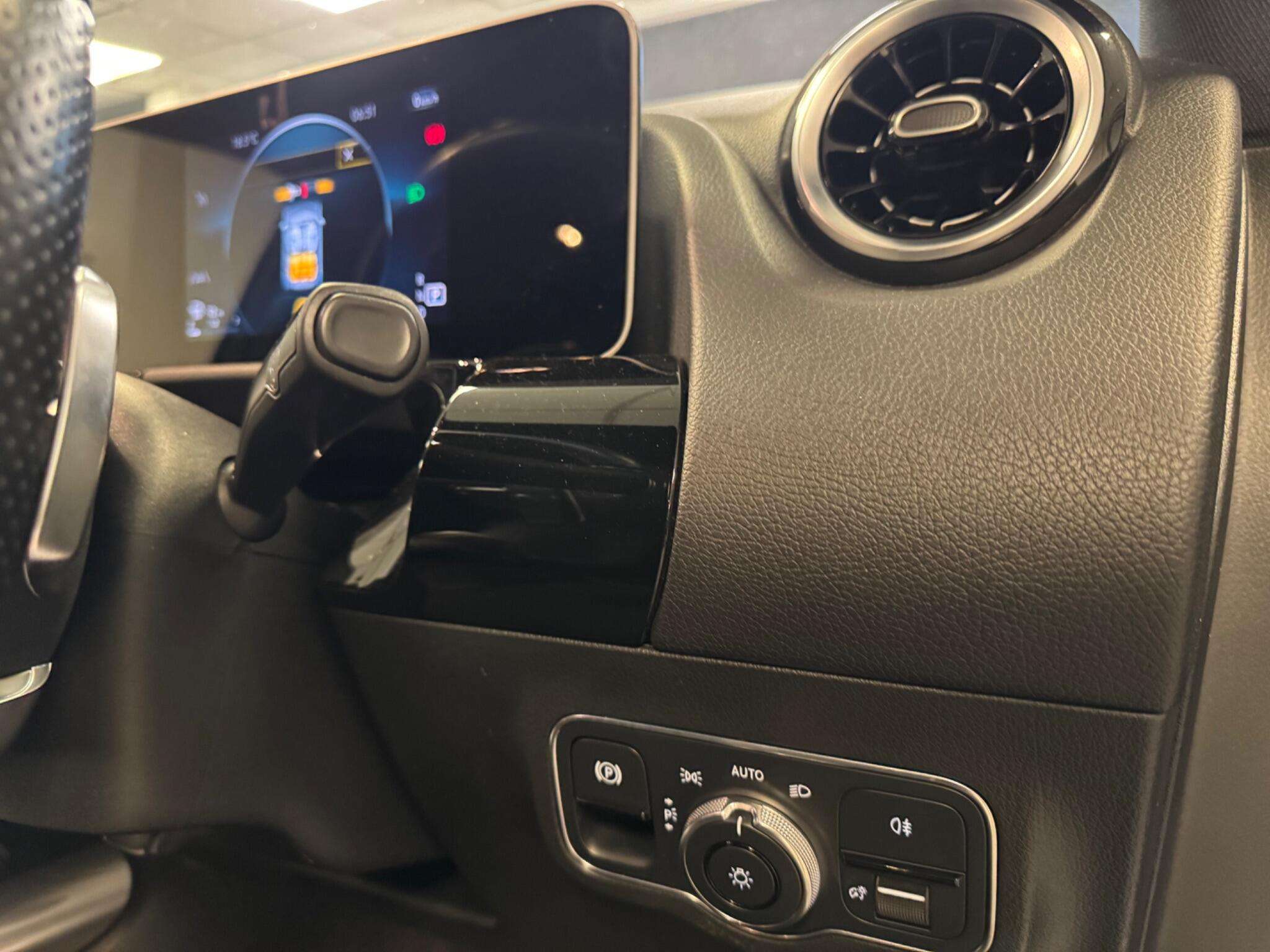 2021 MERCEDES-BENZ B CLASS 2021 MERCEDES-BENZ B CLASS