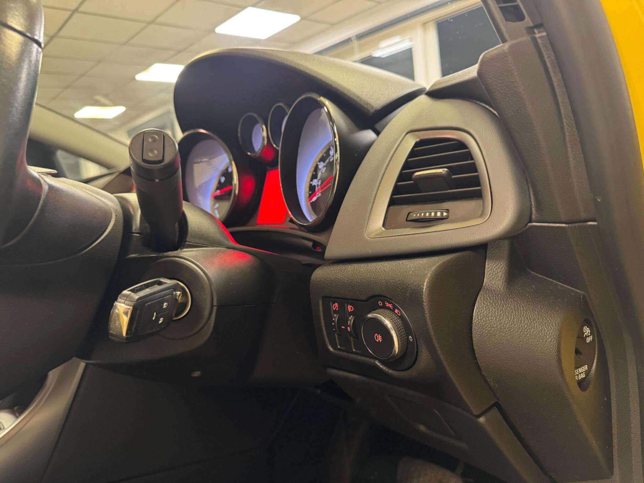 2014 VAUXHALL ASTRA 2014 VAUXHALL ASTRA