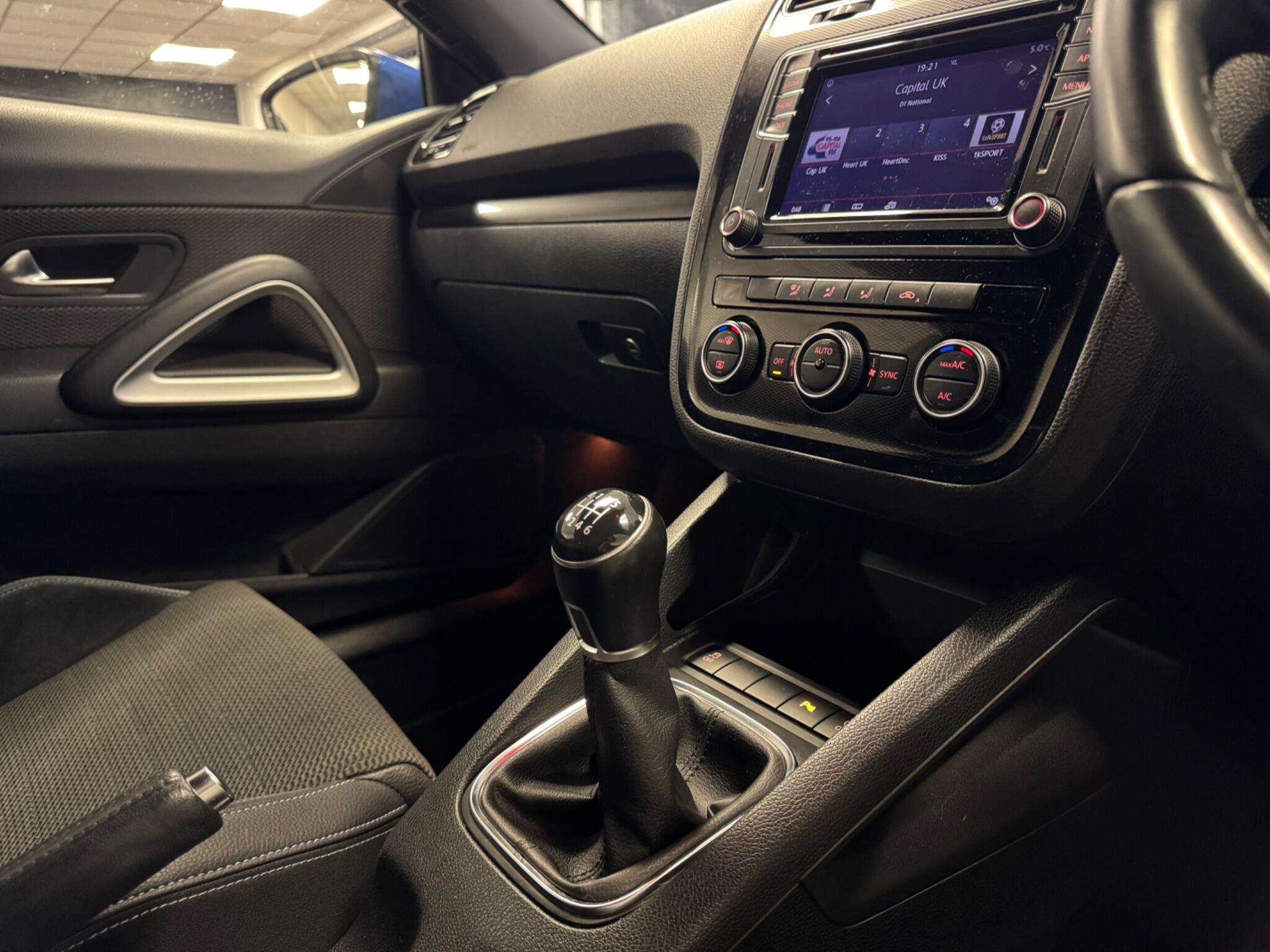 2017 VOLKSWAGEN SCIROCCO 2017 VOLKSWAGEN SCIROCCO