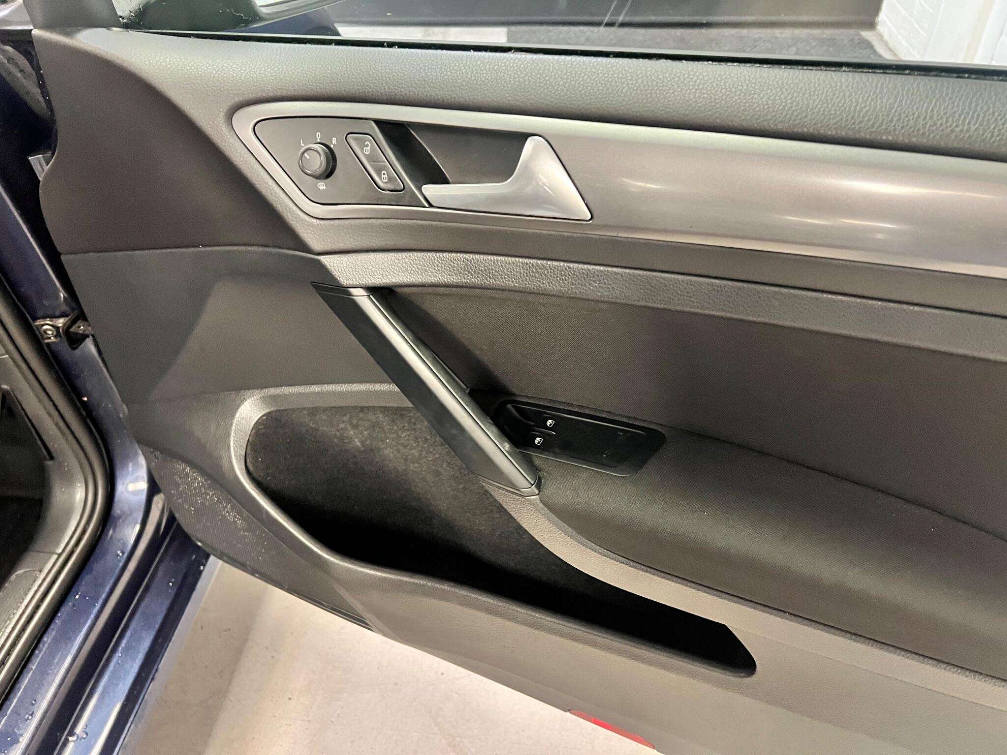 2016 VOLKSWAGEN GOLF 2016 VOLKSWAGEN GOLF