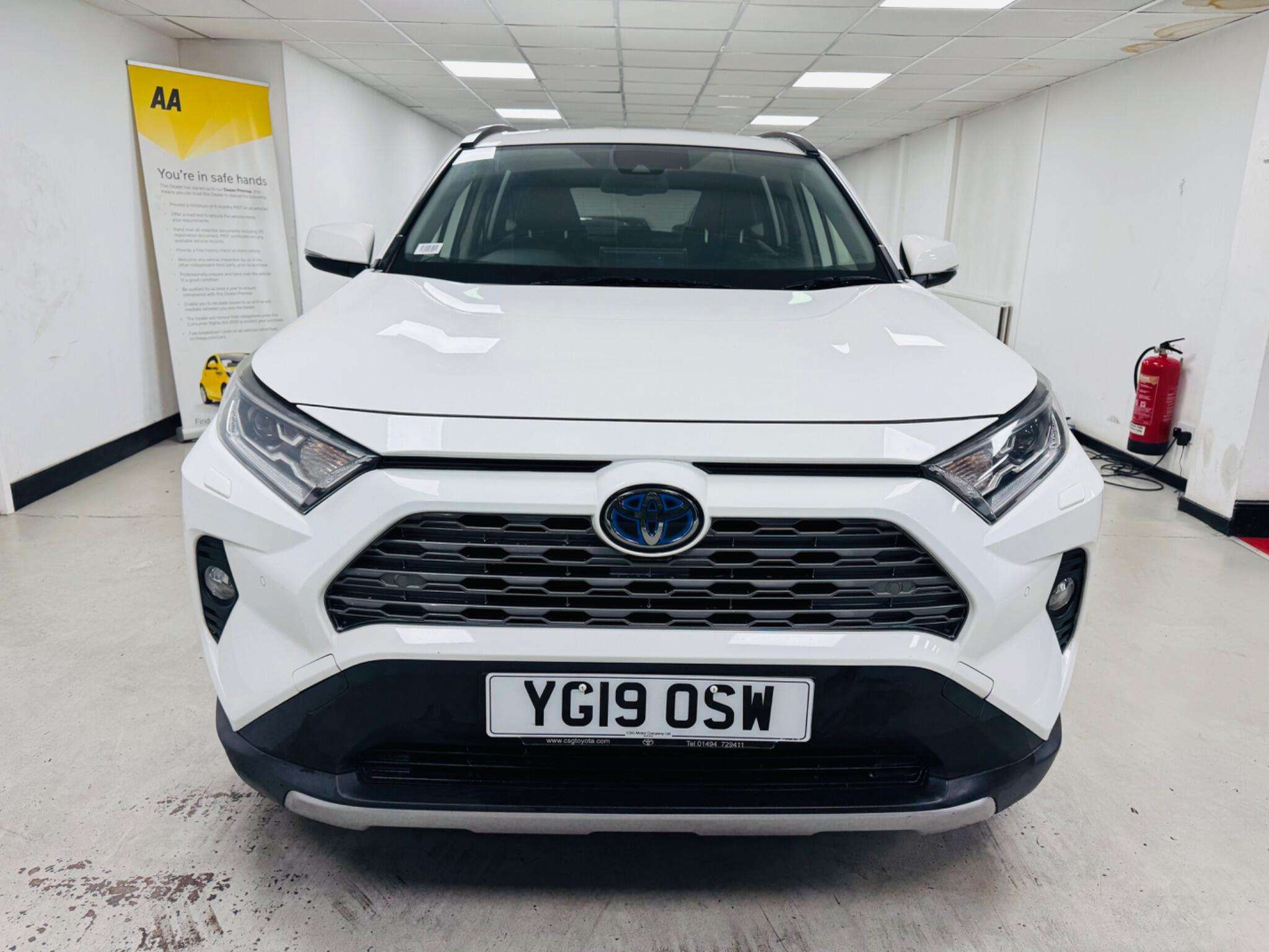 A 2019 TOYOTA RAV4 2.5 VVT-h Excel CVT Euro 6 (s/s) 5dr A 2019 TOYOTA RAV4 2.5 VVT-h Excel CVT Euro 6 (s/s) 5dr