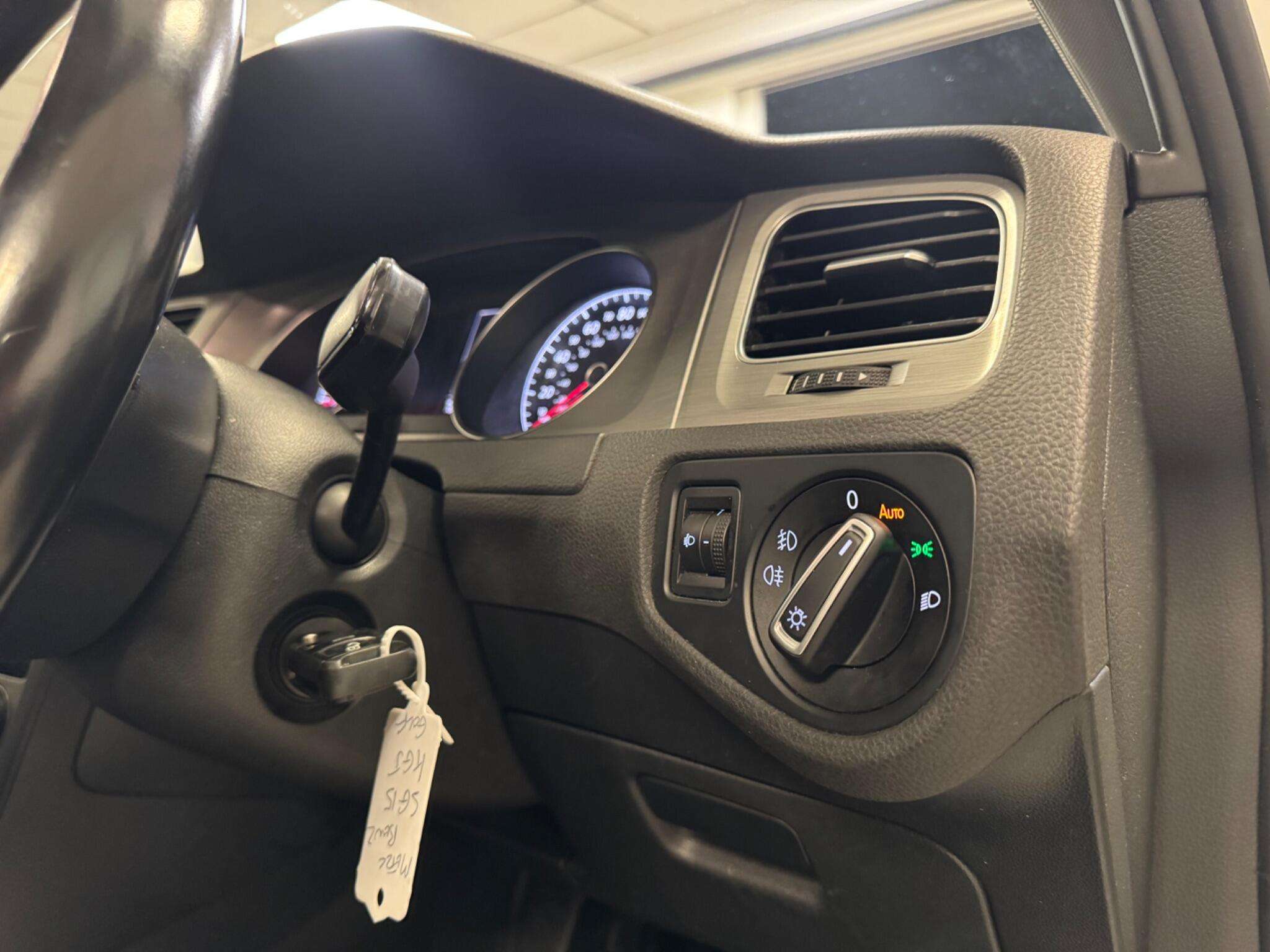 2015 VOLKSWAGEN GOLF 2015 VOLKSWAGEN GOLF