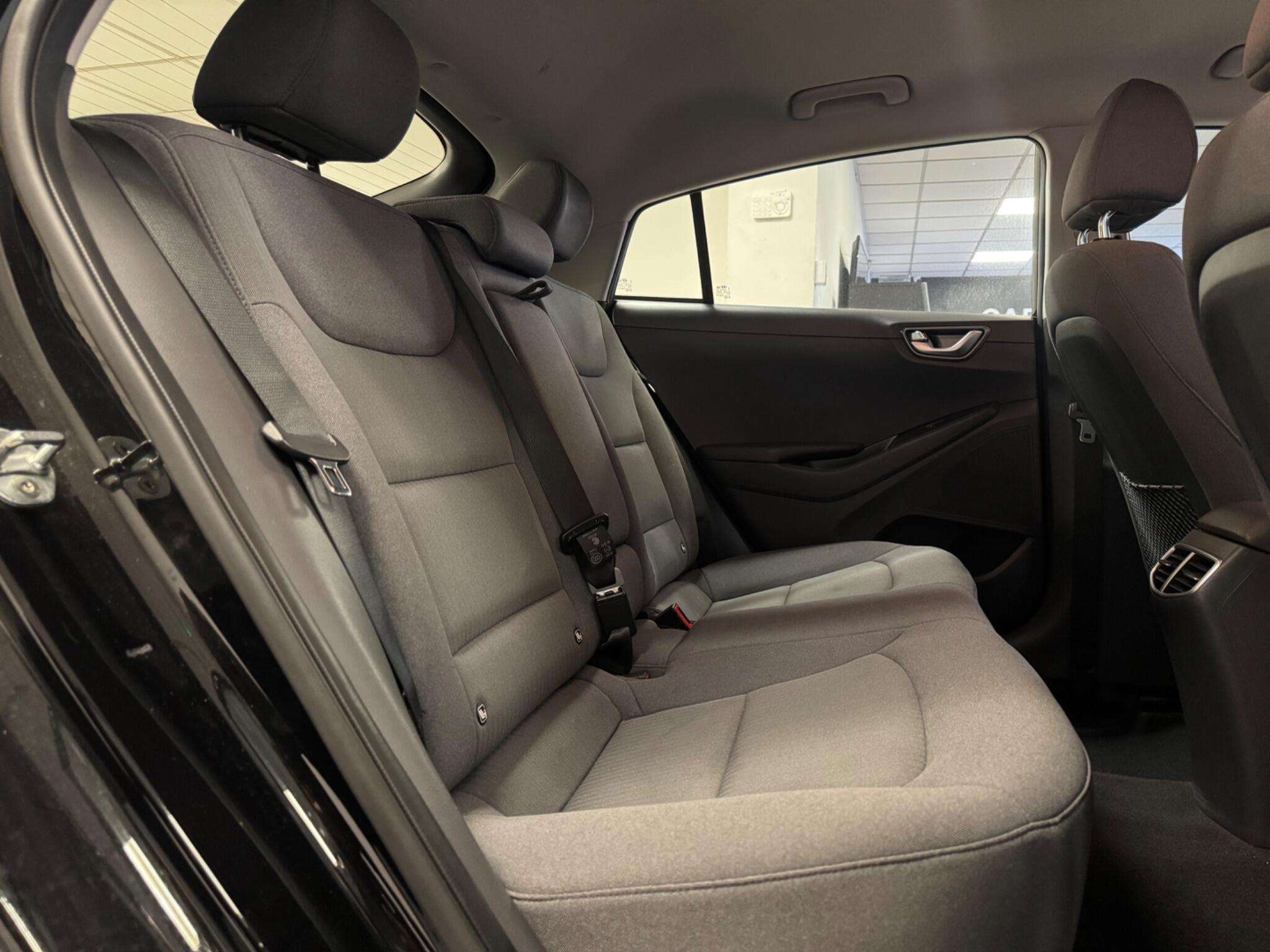 2021 HYUNDAI IONIQ 2021 HYUNDAI IONIQ