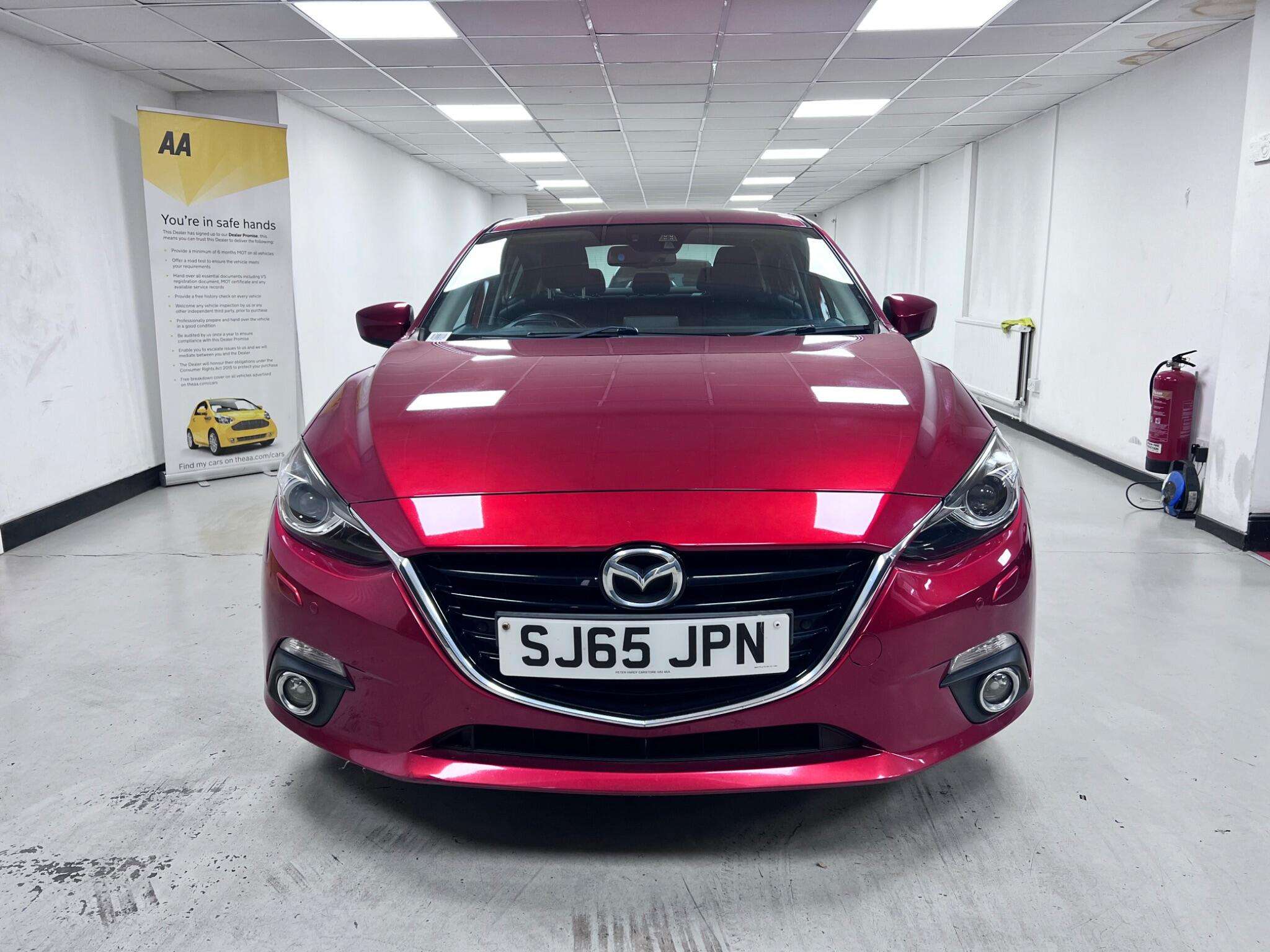 A 2016 MAZDA 3 2.0 SKYACTIV-G Sport Nav Fastback Auto Euro 5 (s/s) 4dr A 2016 MAZDA 3 2.0 SKYACTIV-G Sport Nav Fastback Auto Euro 5 (s/s) 4dr