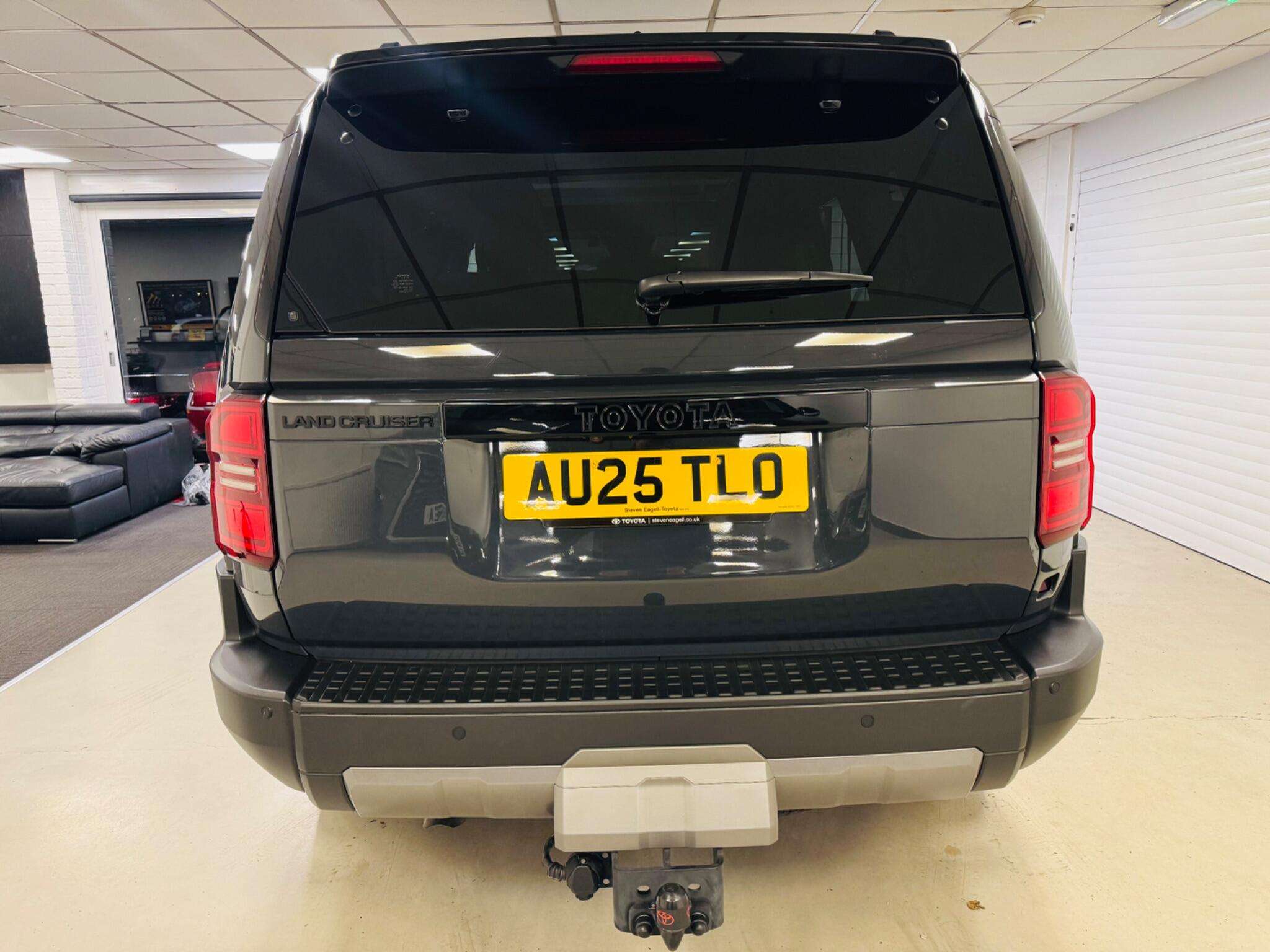 2025 TOYOTA LAND CRUISER 2025 TOYOTA LAND CRUISER