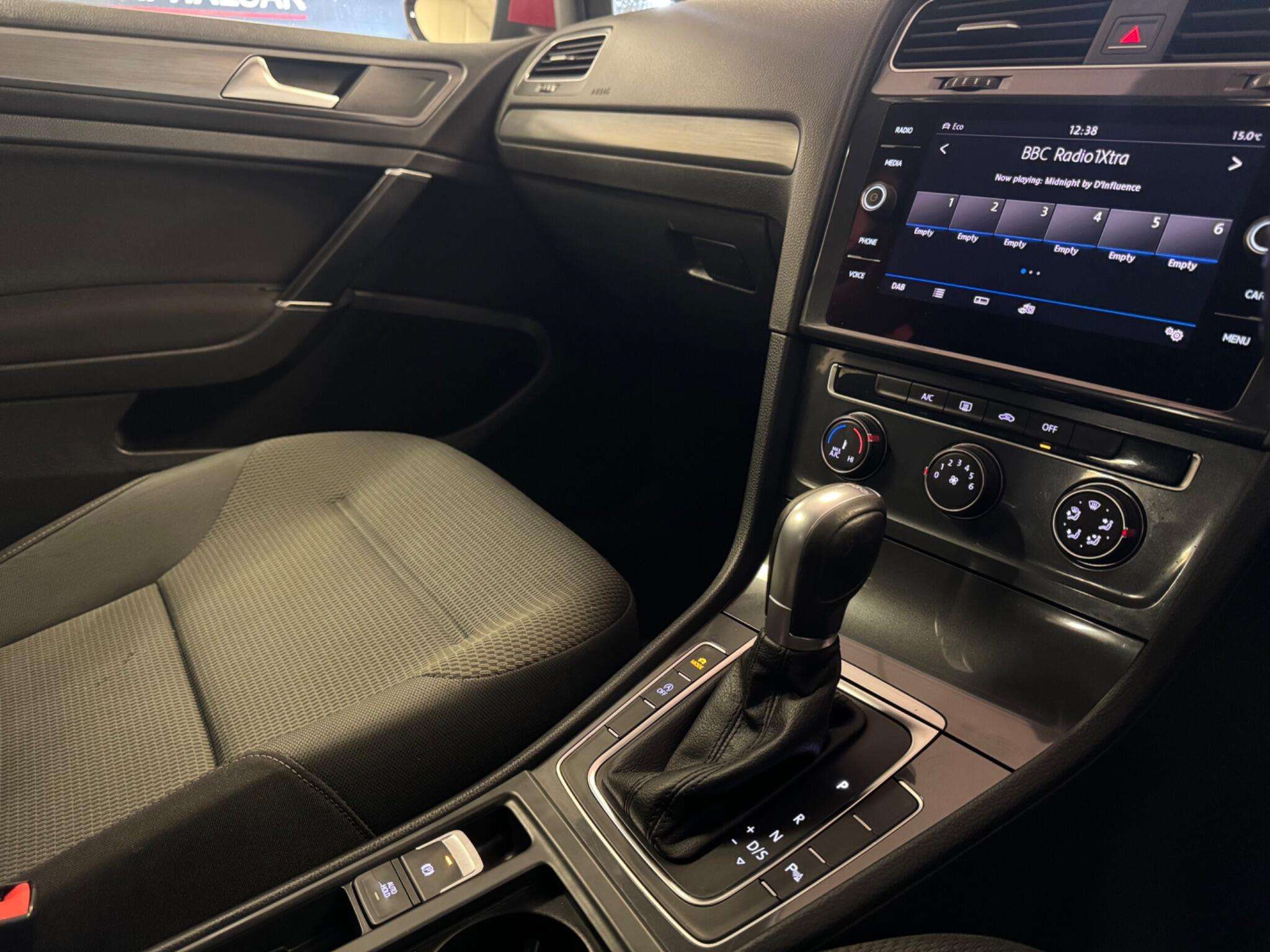 2017 VOLKSWAGEN GOLF 2017 VOLKSWAGEN GOLF