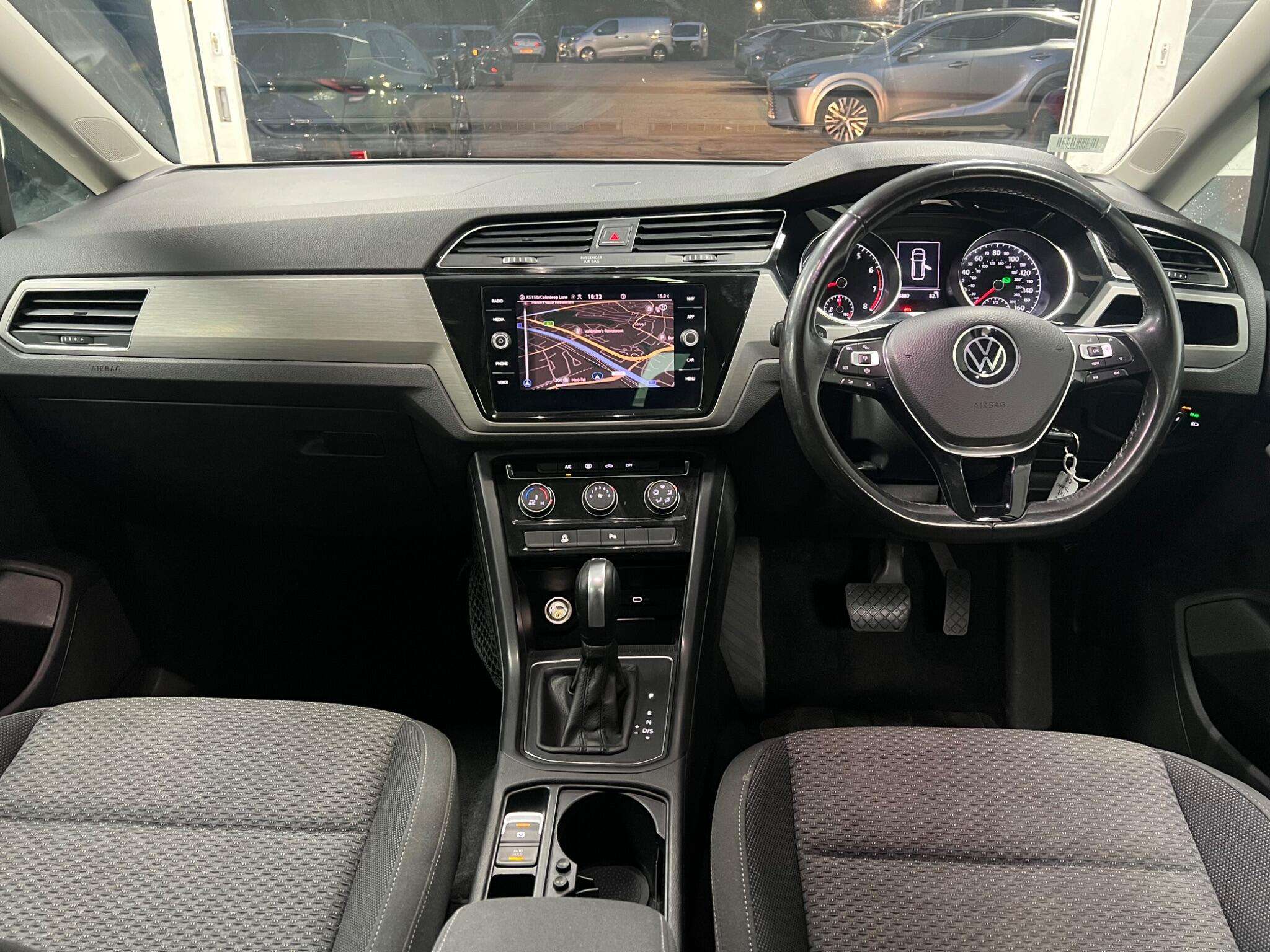 2020 VOLKSWAGEN TOURAN 2020 VOLKSWAGEN TOURAN