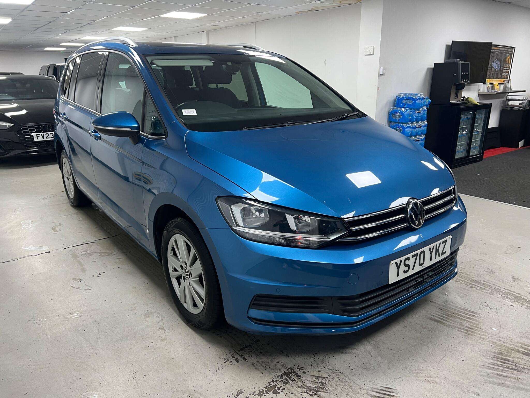 A 2020 VOLKSWAGEN TOURAN 1.5 TSI EVO SE Family DSG Euro 6 (s/s) 5dr A 2020 VOLKSWAGEN TOURAN 1.5 TSI EVO SE Family DSG Euro 6 (s/s) 5dr