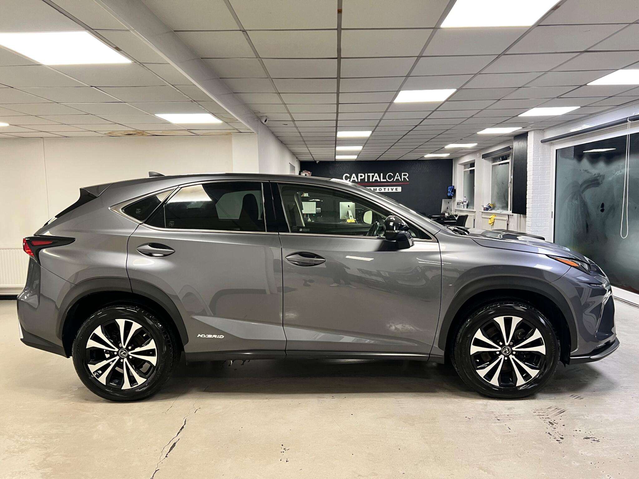A 2020 LEXUS NX 2.5 300h GPF E-CVT 4WD Euro 6 (s/s) 5dr A 2020 LEXUS NX 2.5 300h GPF E-CVT 4WD Euro 6 (s/s) 5dr