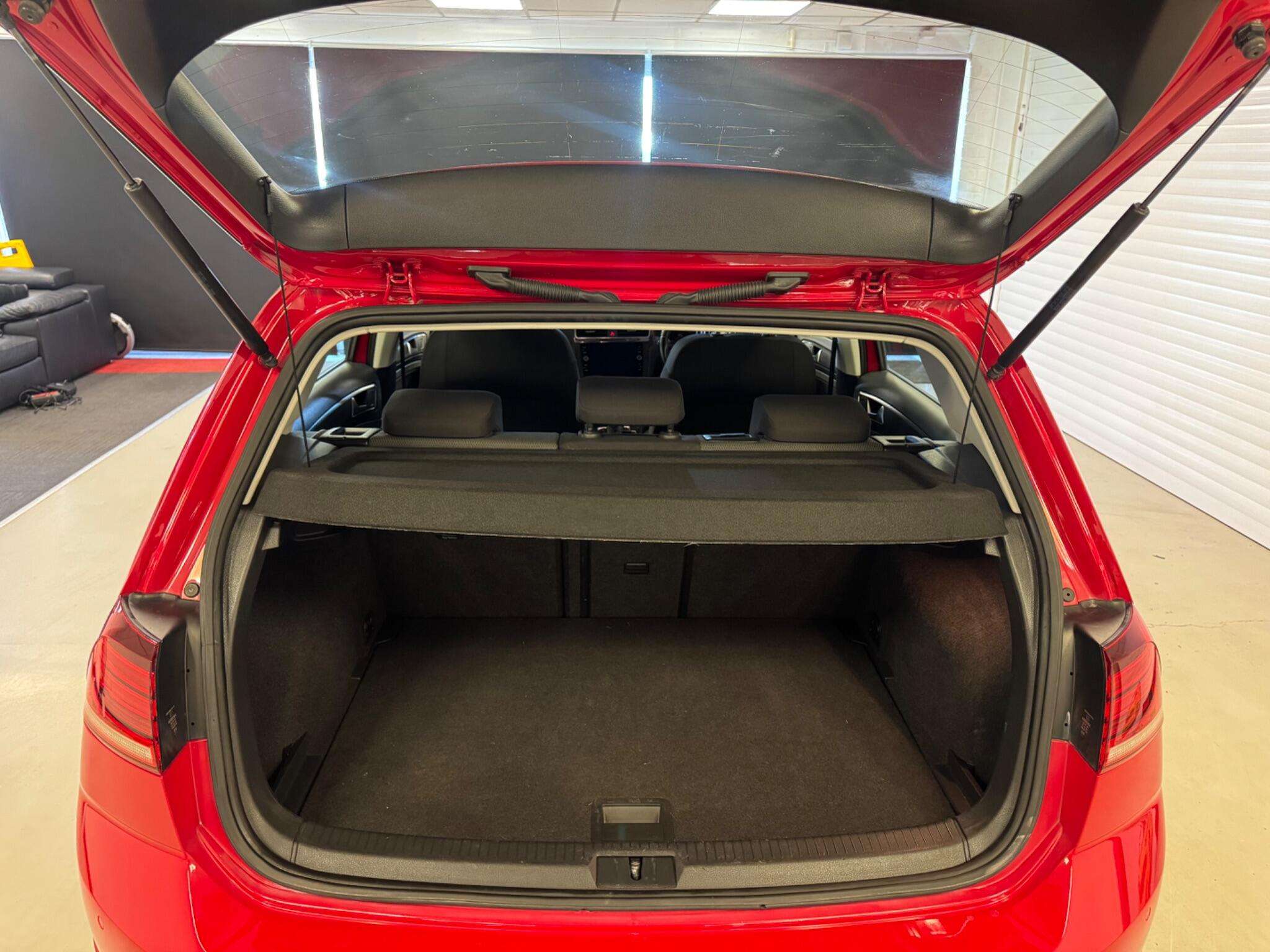 2017 VOLKSWAGEN GOLF 2017 VOLKSWAGEN GOLF