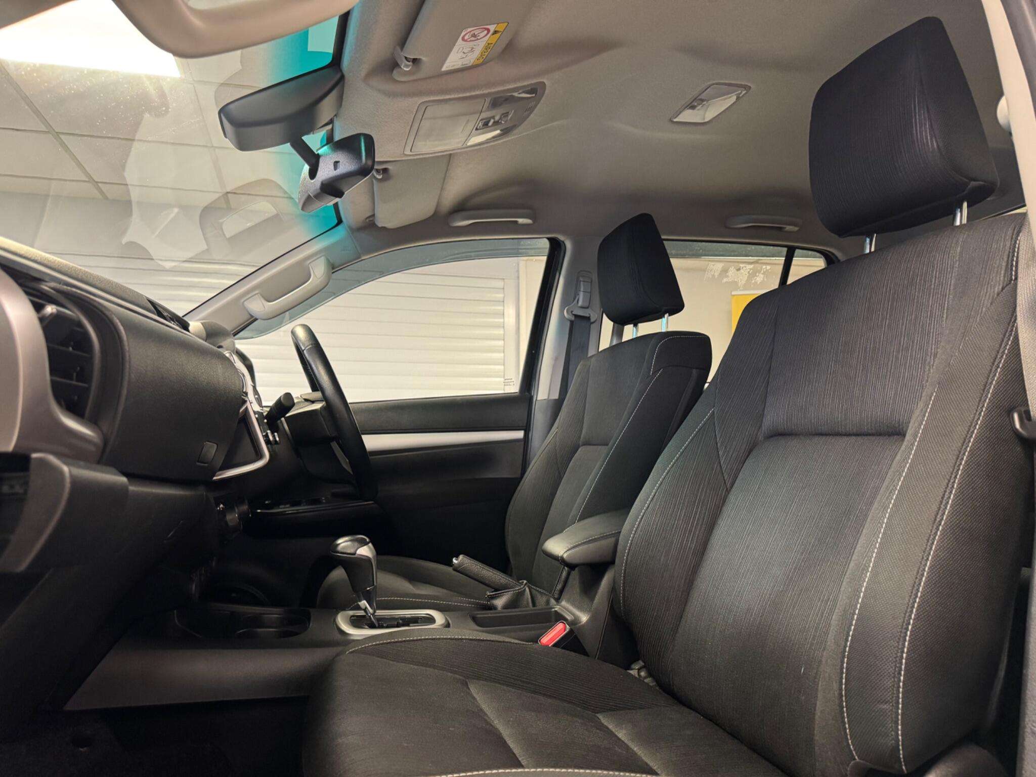 2022 TOYOTA HILUX 2022 TOYOTA HILUX