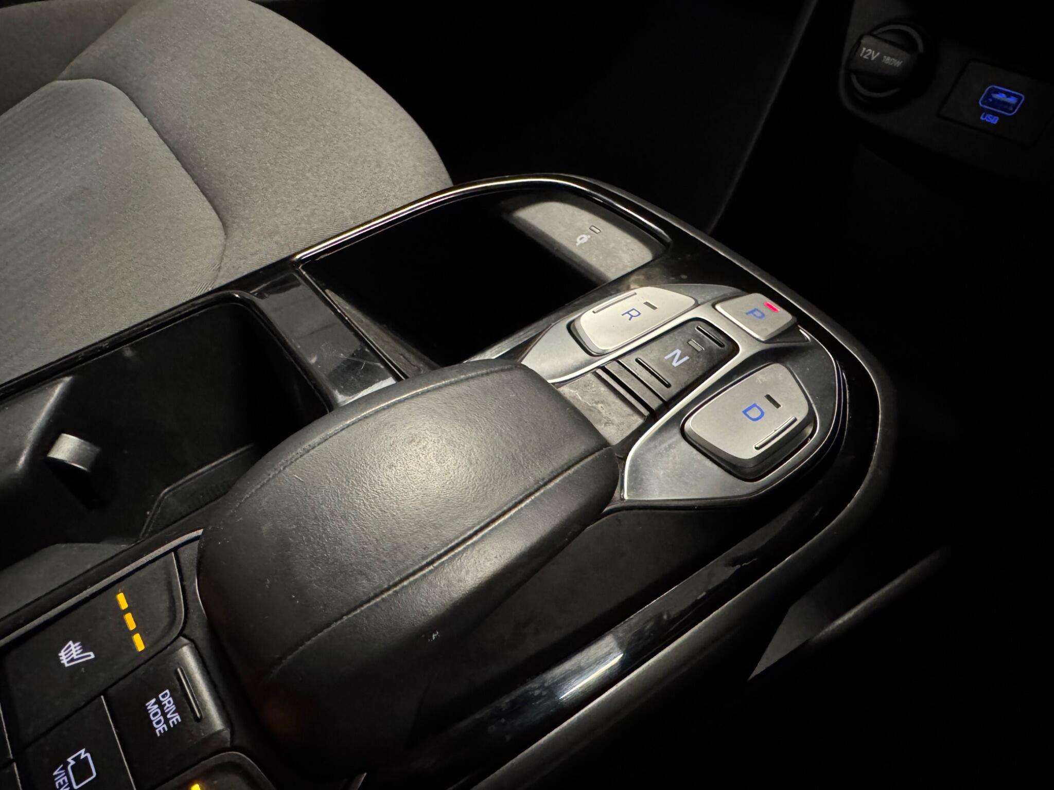 2021 HYUNDAI IONIQ 2021 HYUNDAI IONIQ