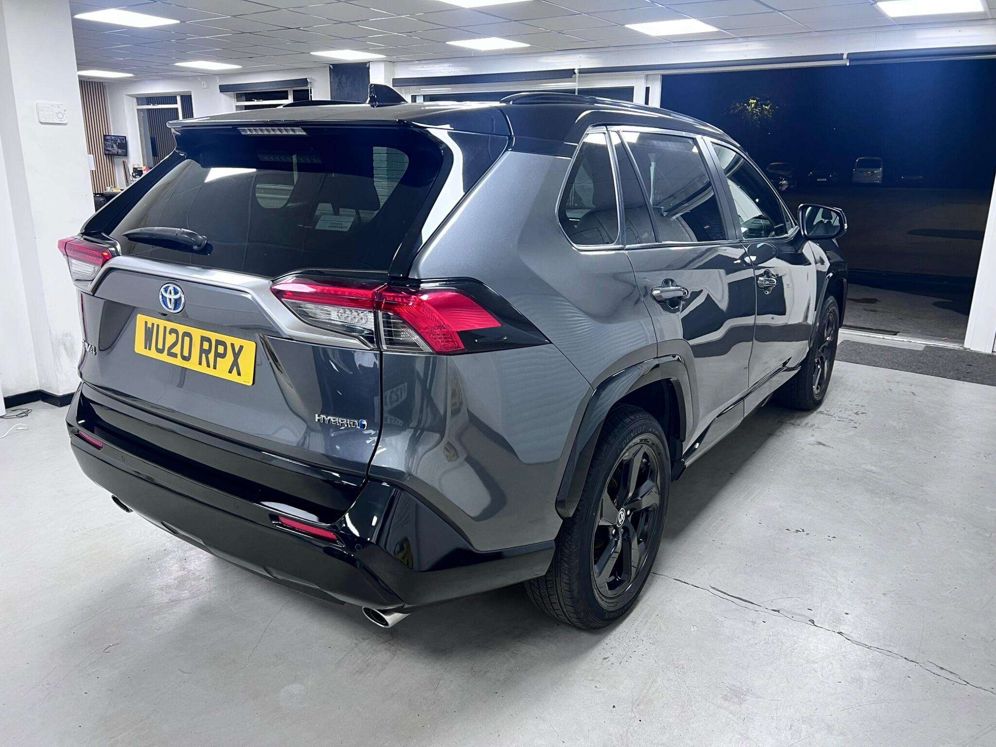 2020 TOYOTA RAV4 2020 TOYOTA RAV4