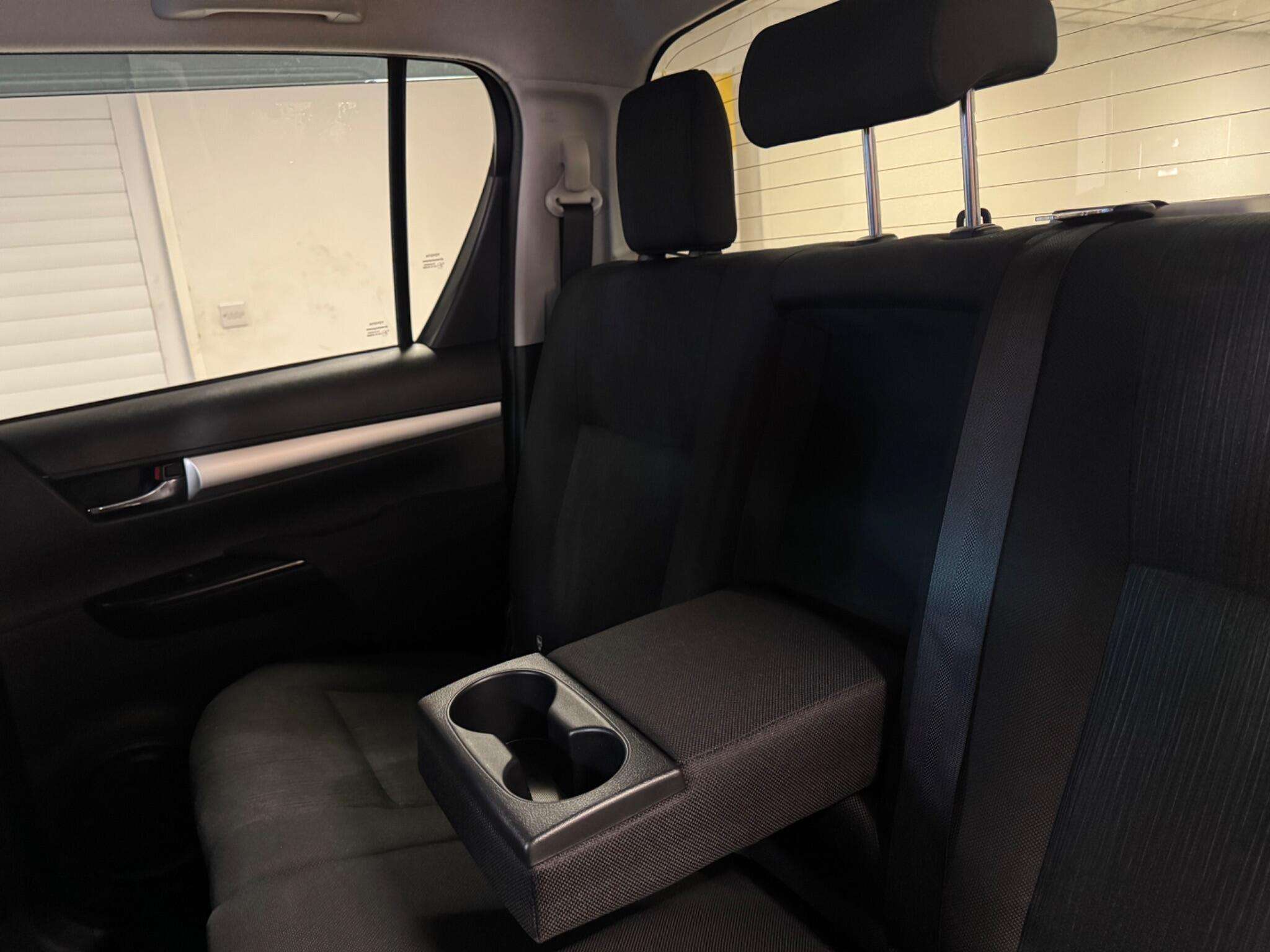 2022 TOYOTA HILUX 2022 TOYOTA HILUX