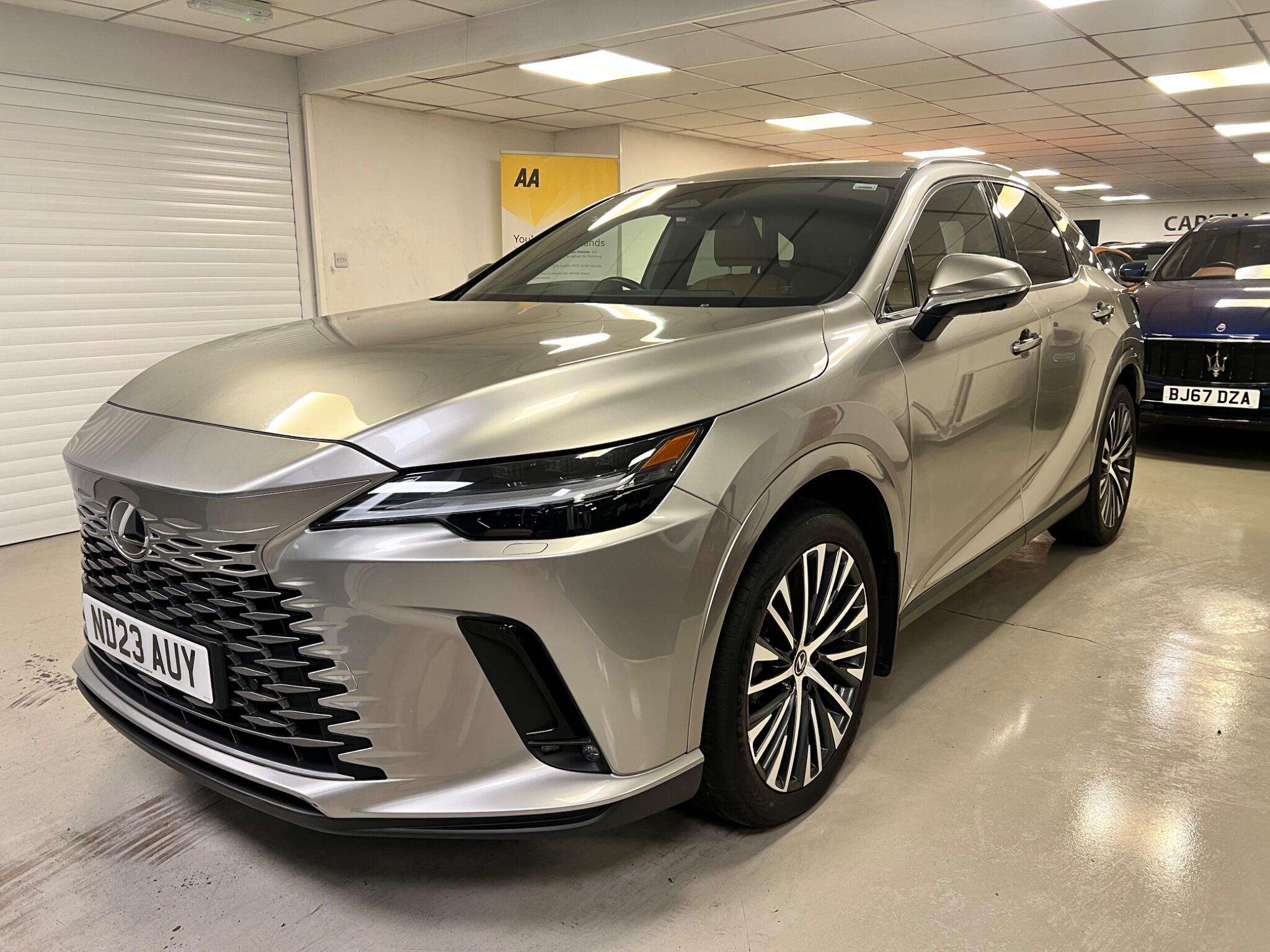 A 2023 LEXUS RX 2.5 350h Prem Plus E-CVT 4WD Euro 6 (s/s) 5dr A 2023 LEXUS RX 2.5 350h Prem Plus E-CVT 4WD Euro 6 (s/s) 5dr