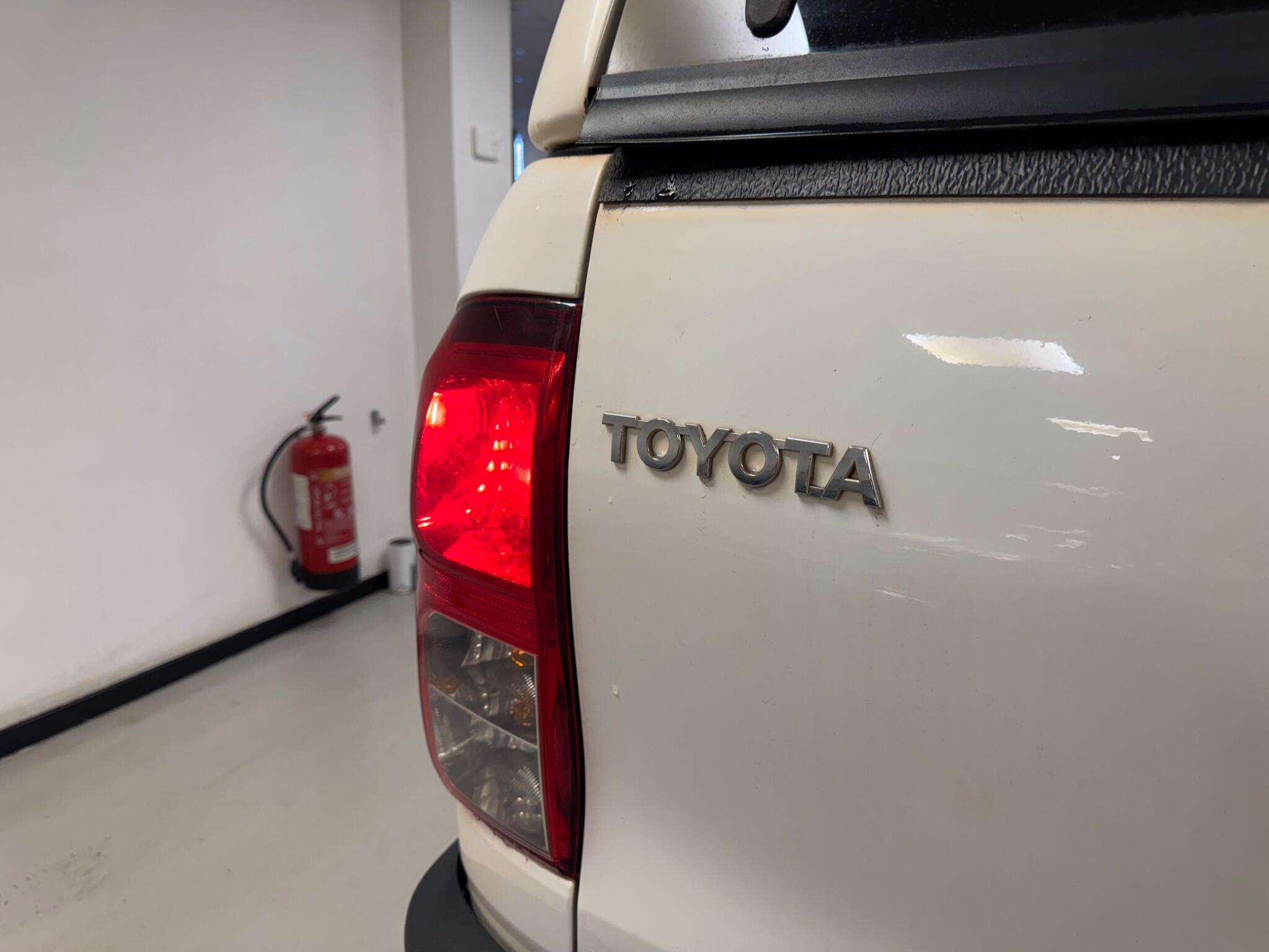 2021 TOYOTA HILUX 2021 TOYOTA HILUX